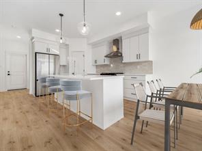 114 Miners Road W