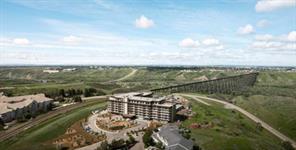 303, 102 Scenic Drive N