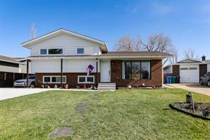 97 Laval Court W