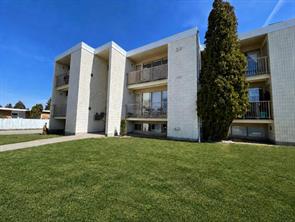 2, 1327 Scenic Drive S