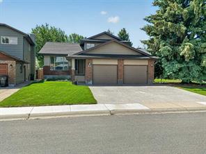 63 Wildwood Crescent W