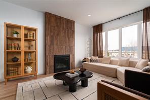 55 Miners Road W