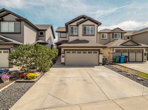 386 Moonlight Way W