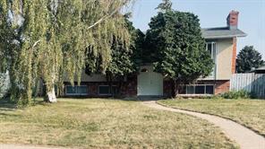 36 Park Meadows Boulevard N