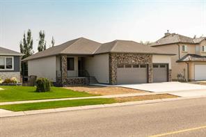 1027 Canyon Boulevard W
