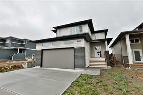 877 Devonia Circle W