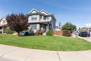 53 Peigan Court W