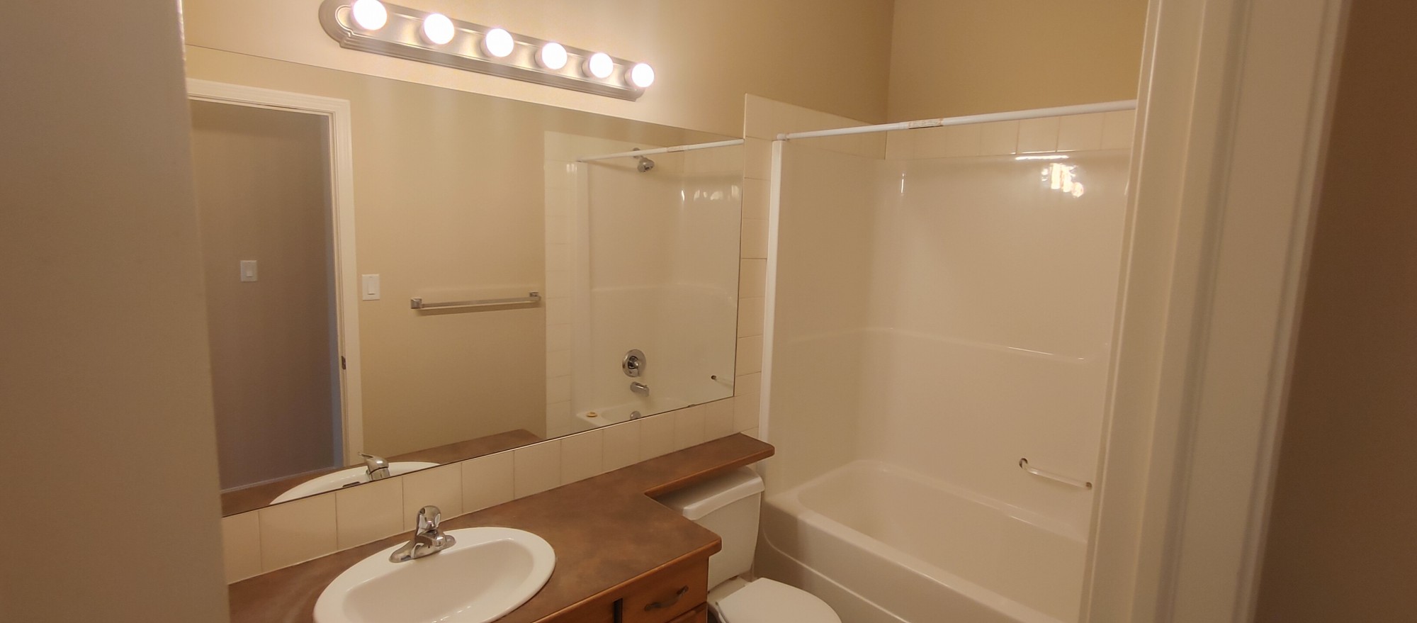 3pc Bathroom Key Image