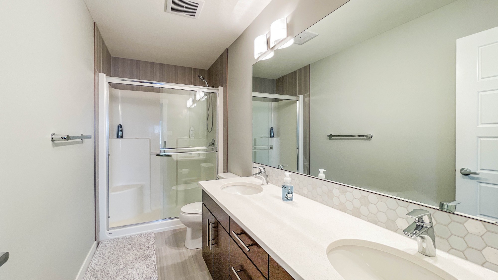 3pc Bathroom Key Image