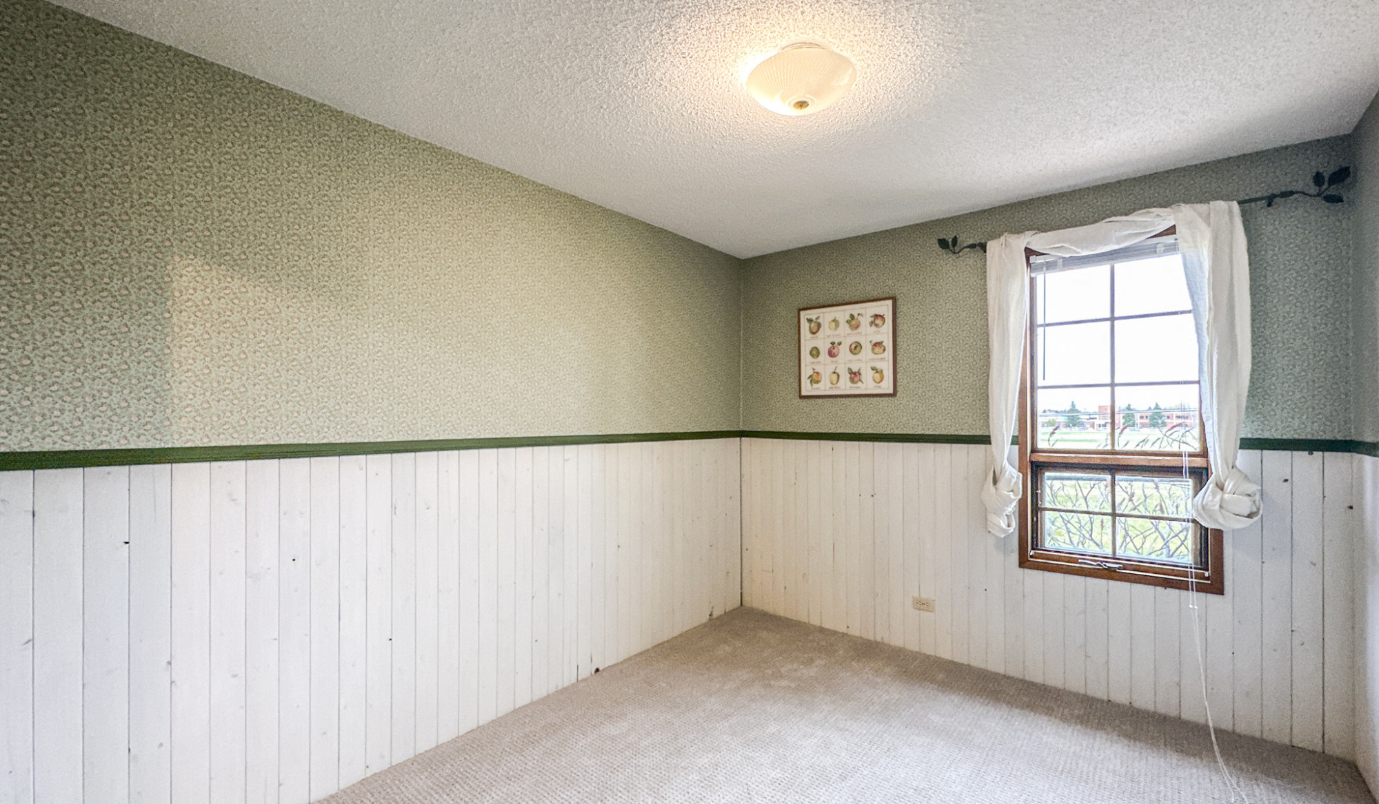 Bedroom 2nd  Key Image