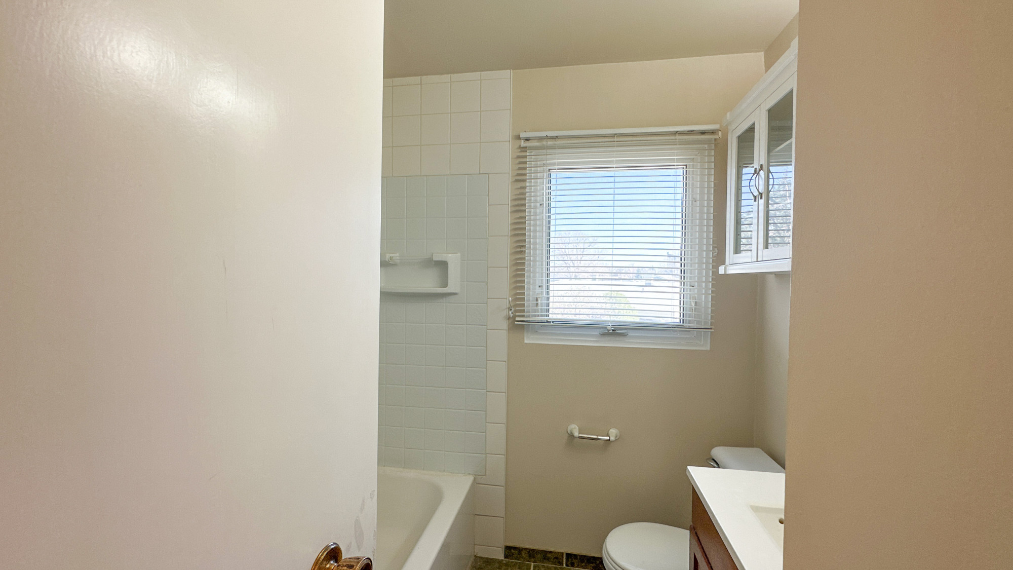 Full Bathroom Key Image