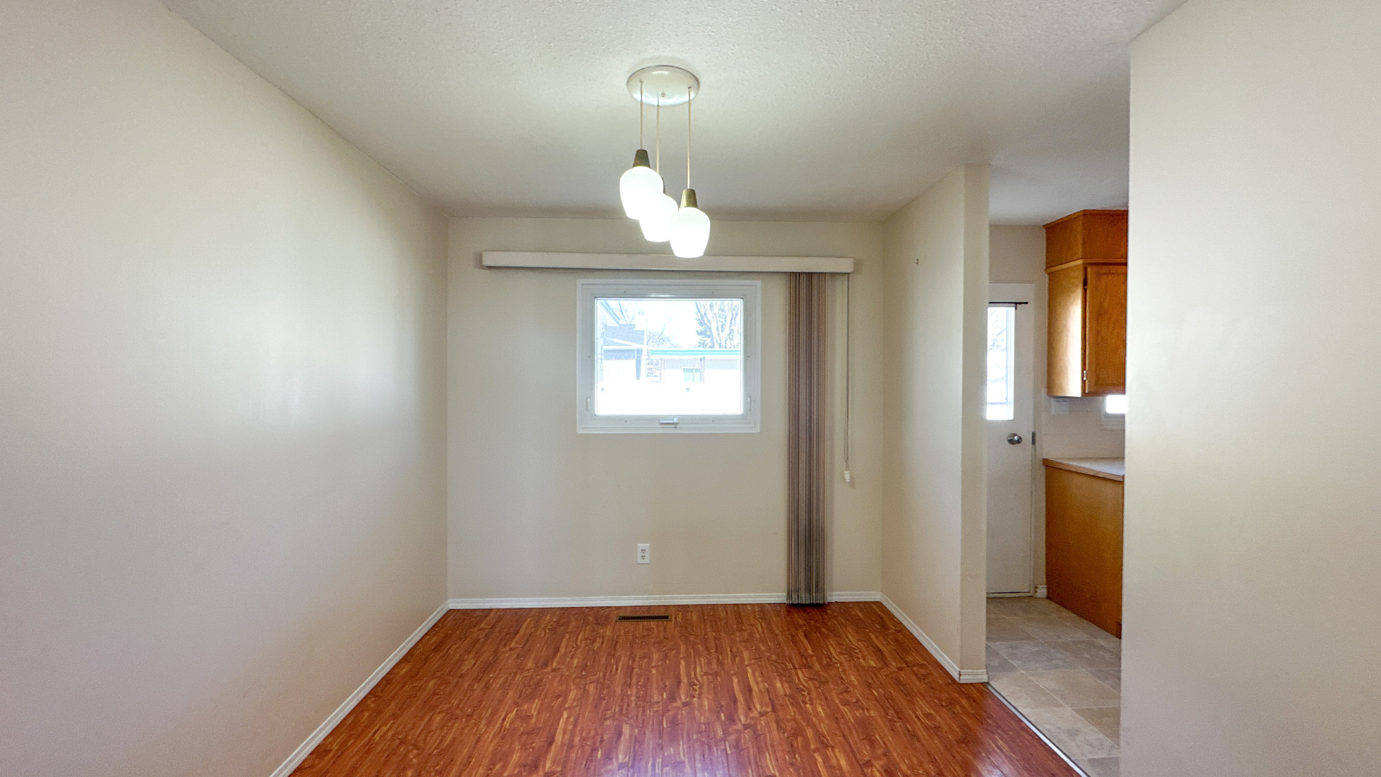 Dining Room Key Image