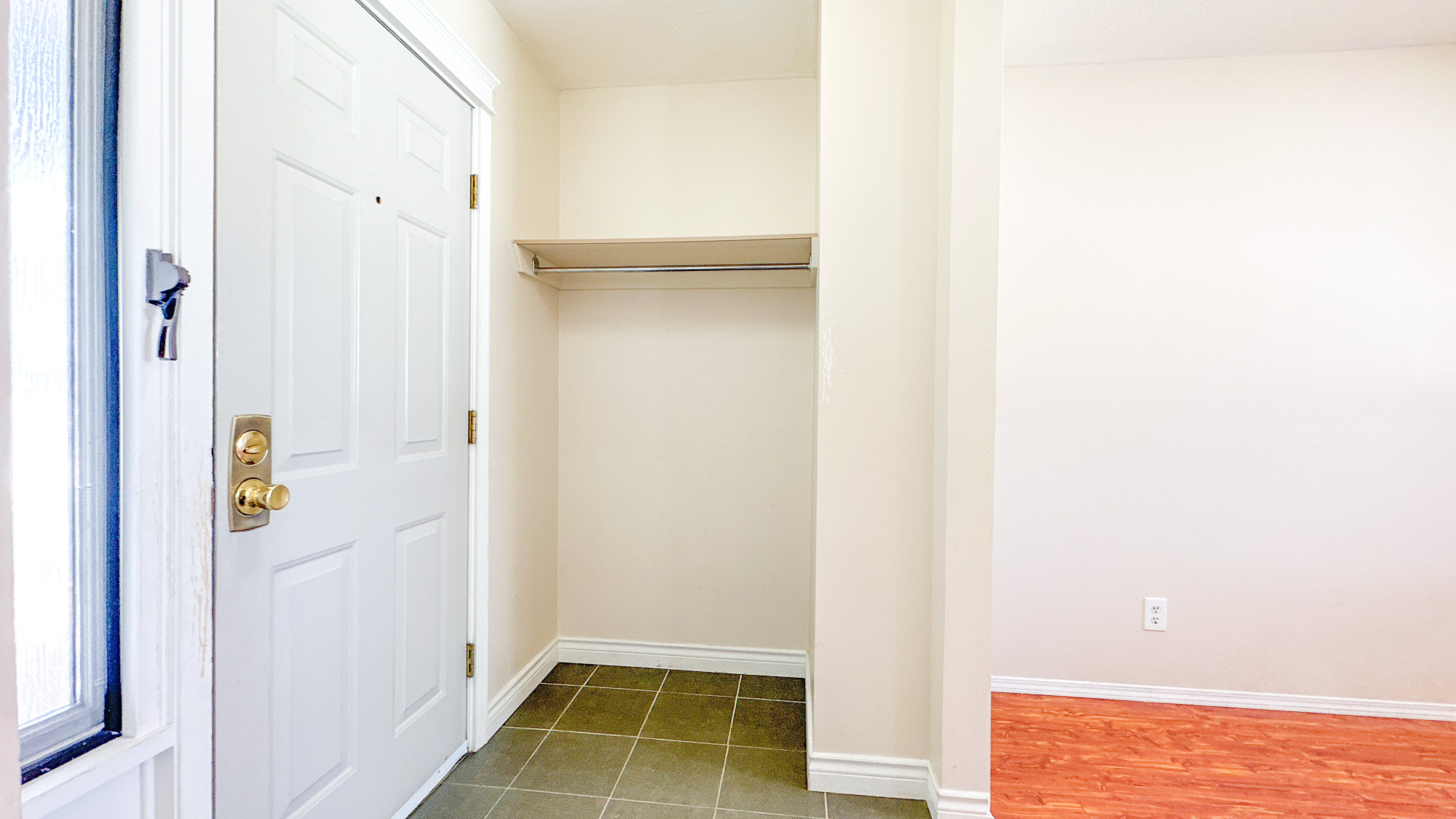 Foyer Key Image