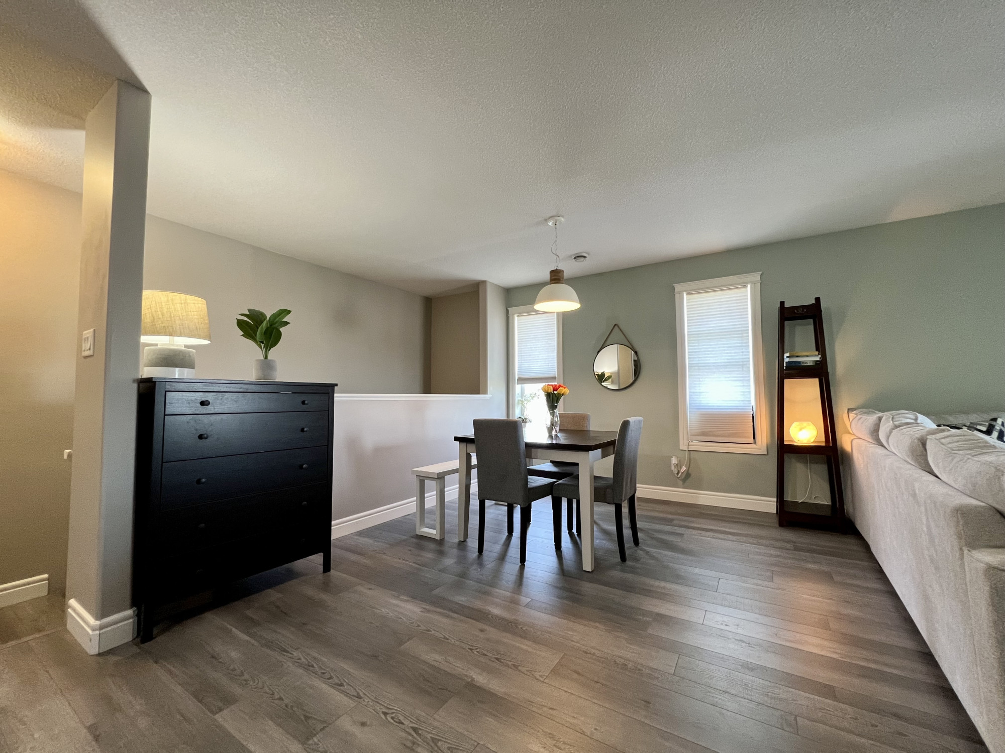 Dining Room Key Image