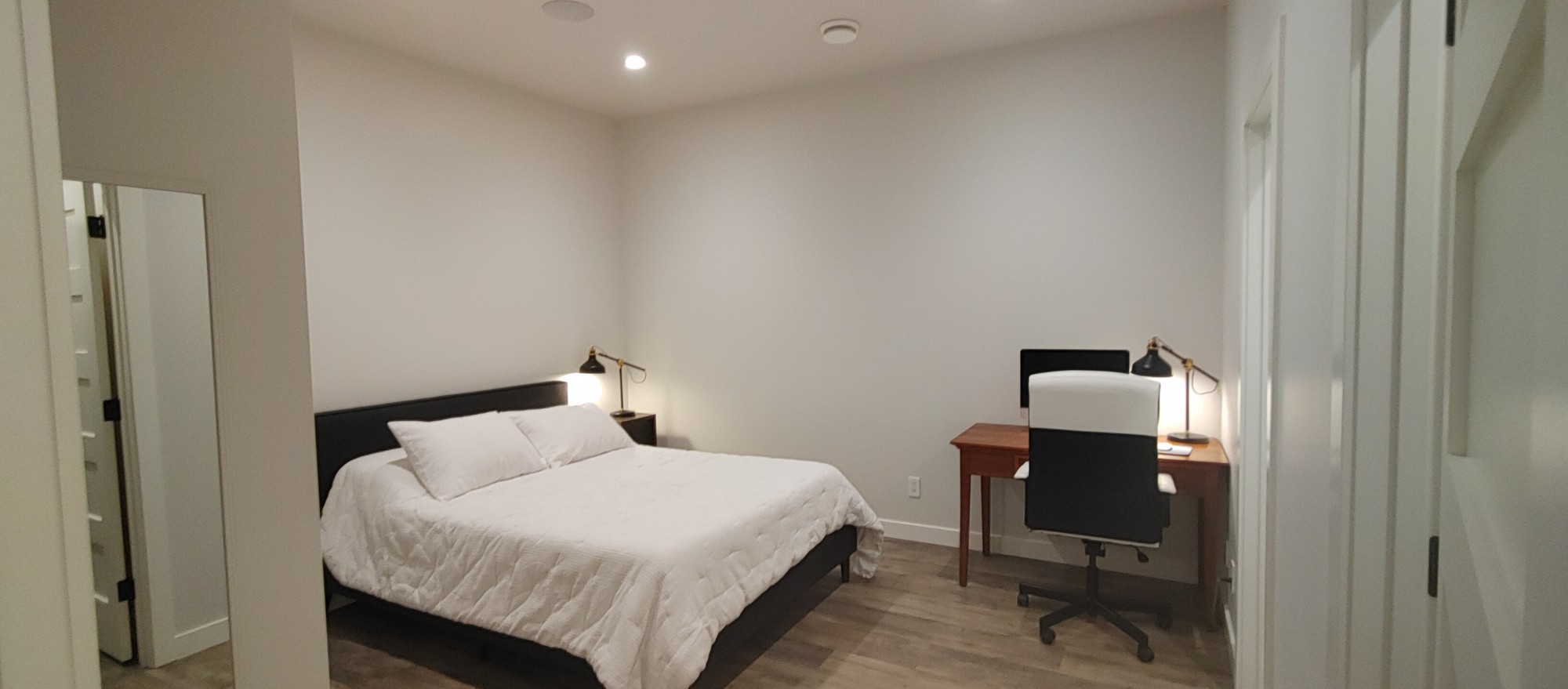 333 6 Street (Hometime Property Services Ltd.)