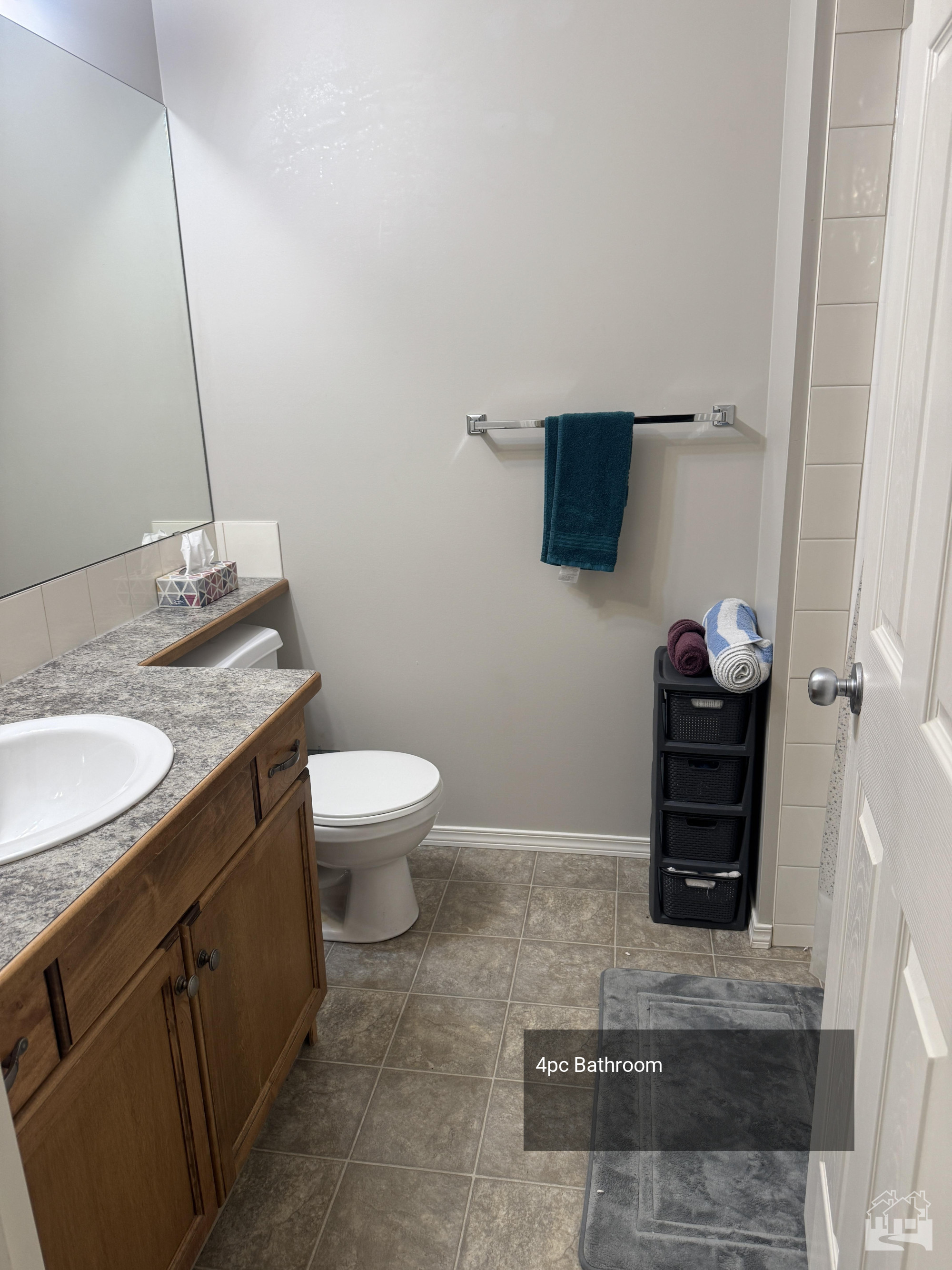 4pc Bathroom Key Image