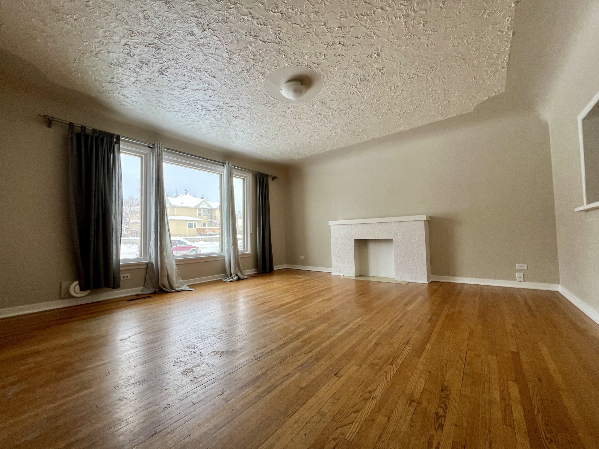 Living Room Key Image