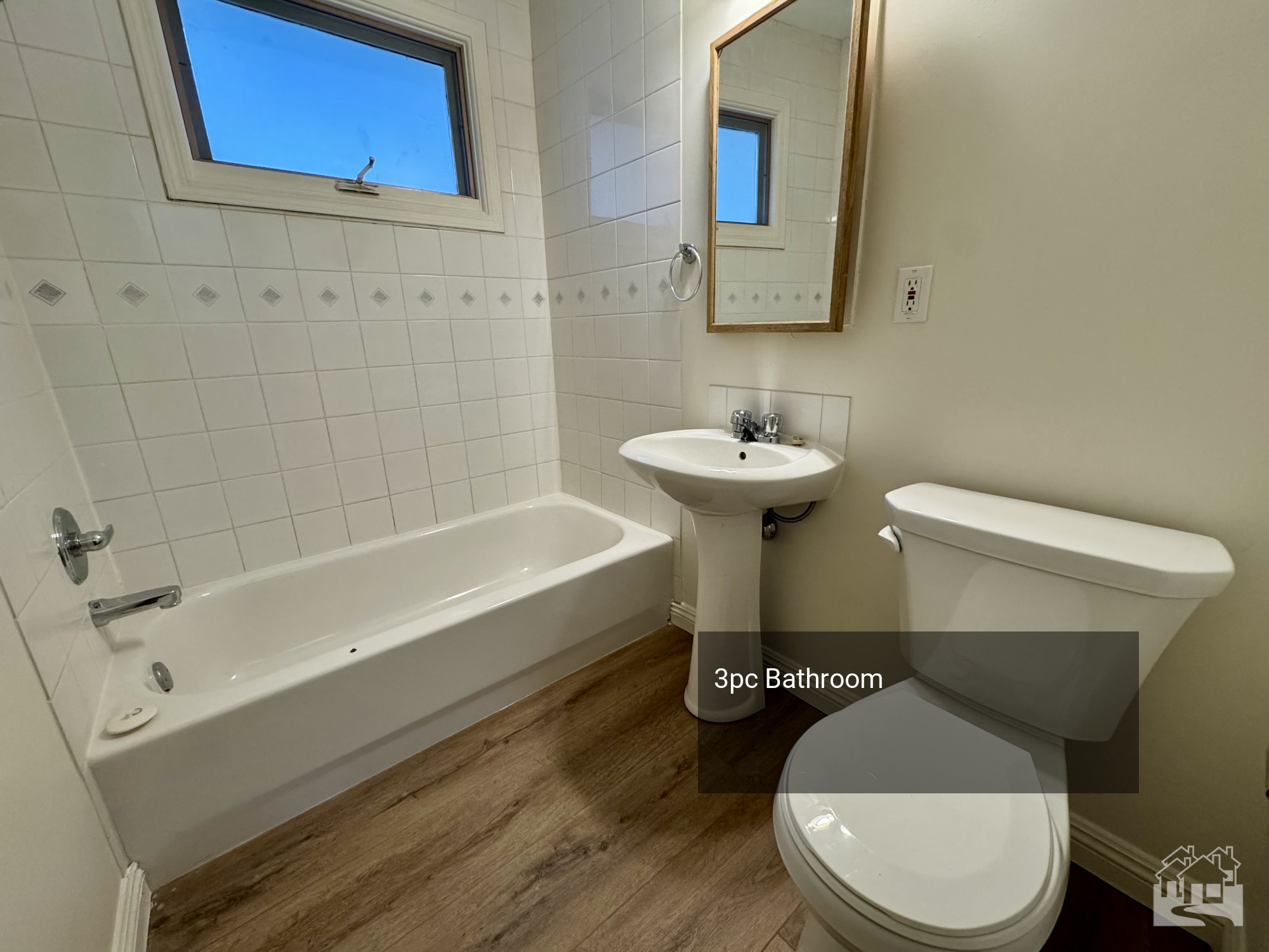3pc Bathroom Key Image