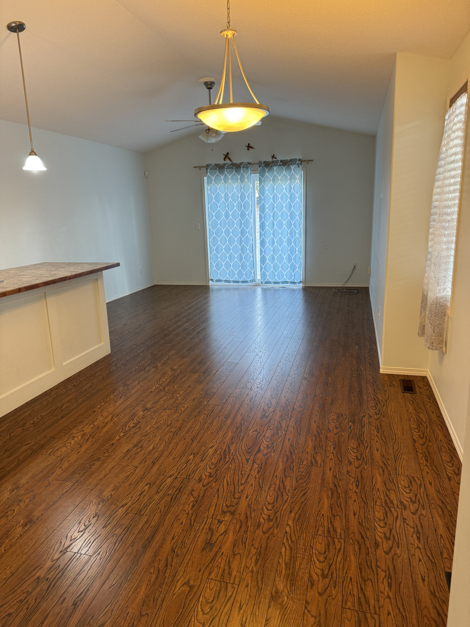 Living Room Key Image