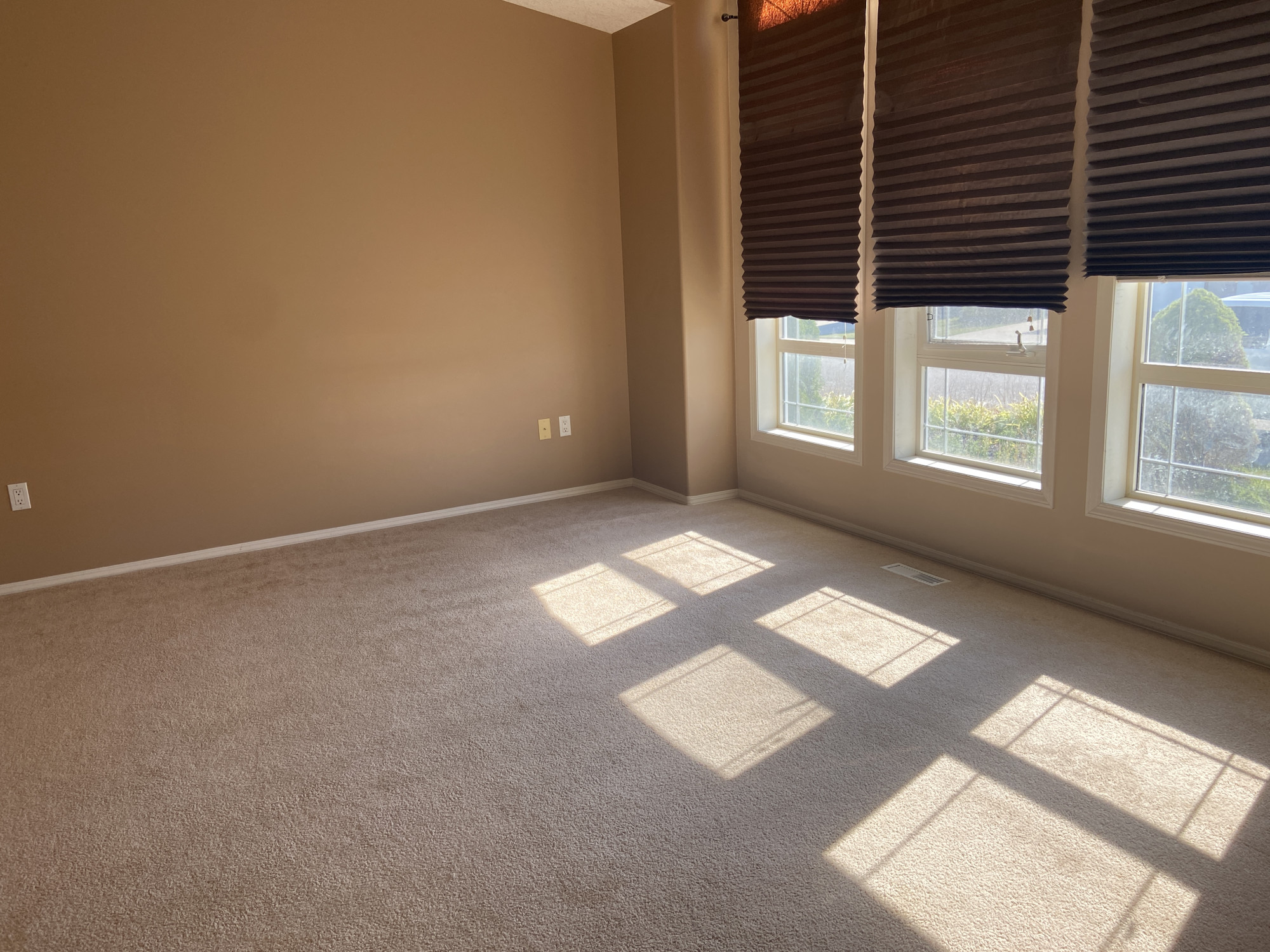 Living Room Key Image