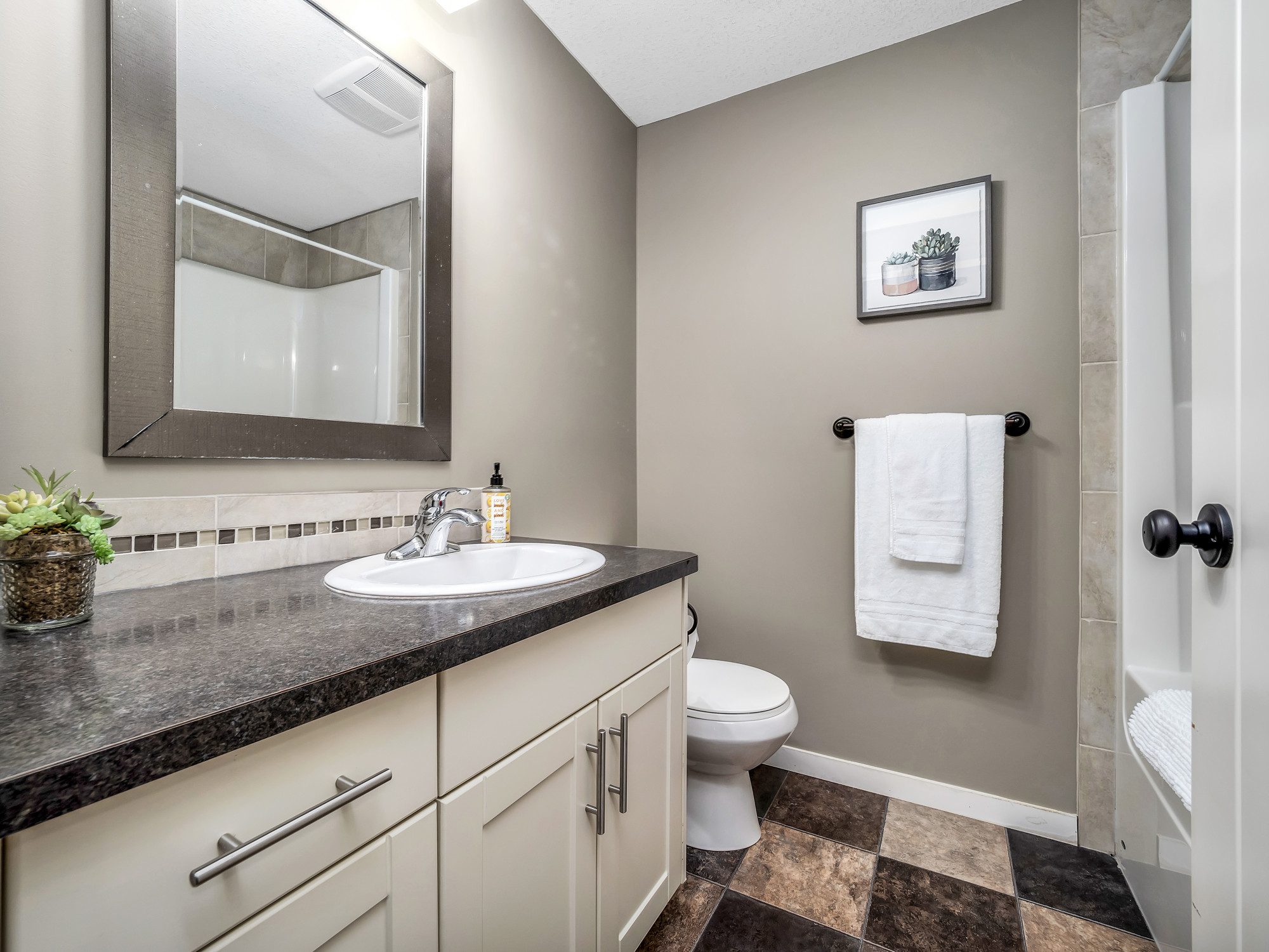 3pc Bathroom Key Image