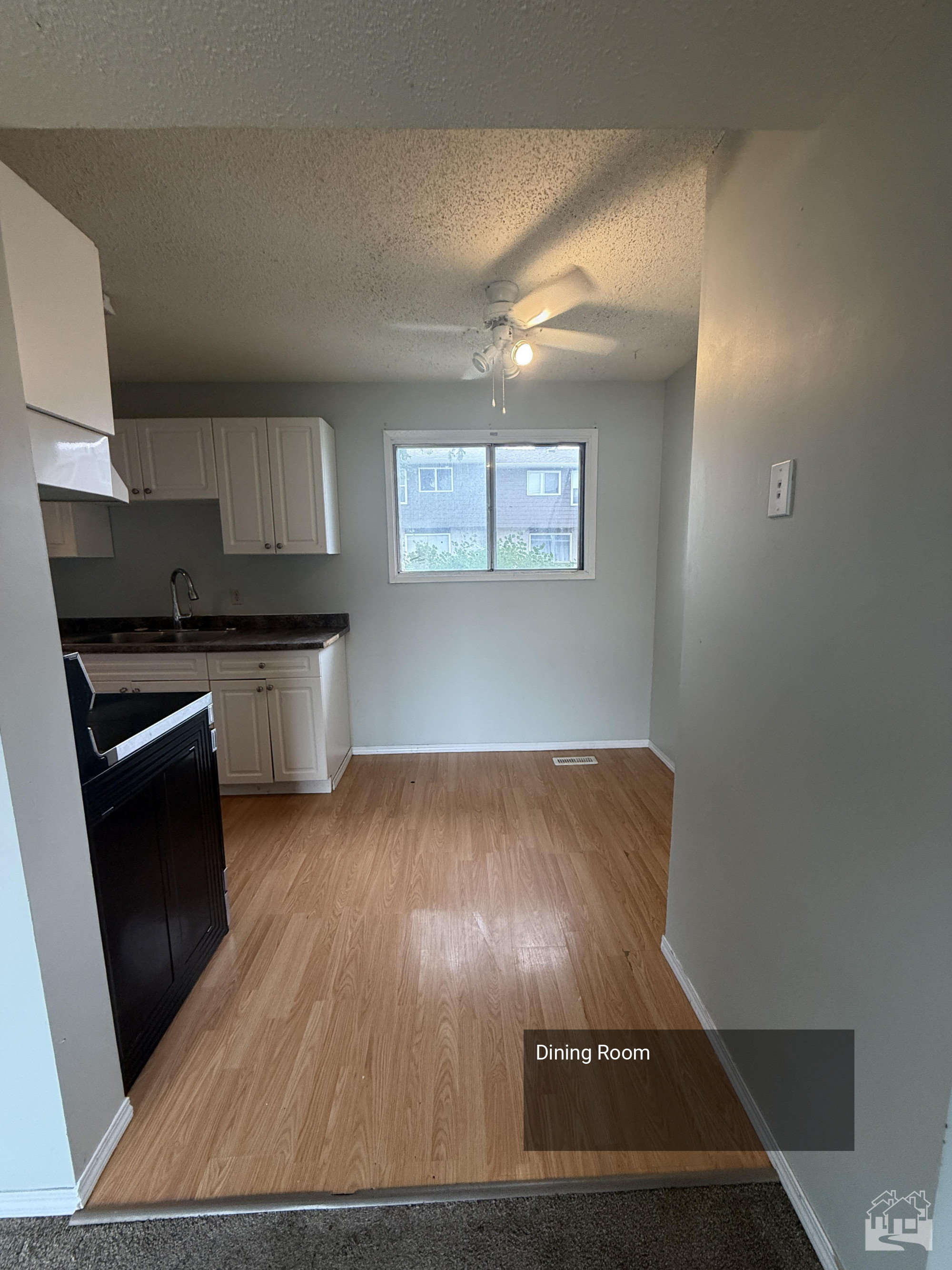 Dining Room Key Image