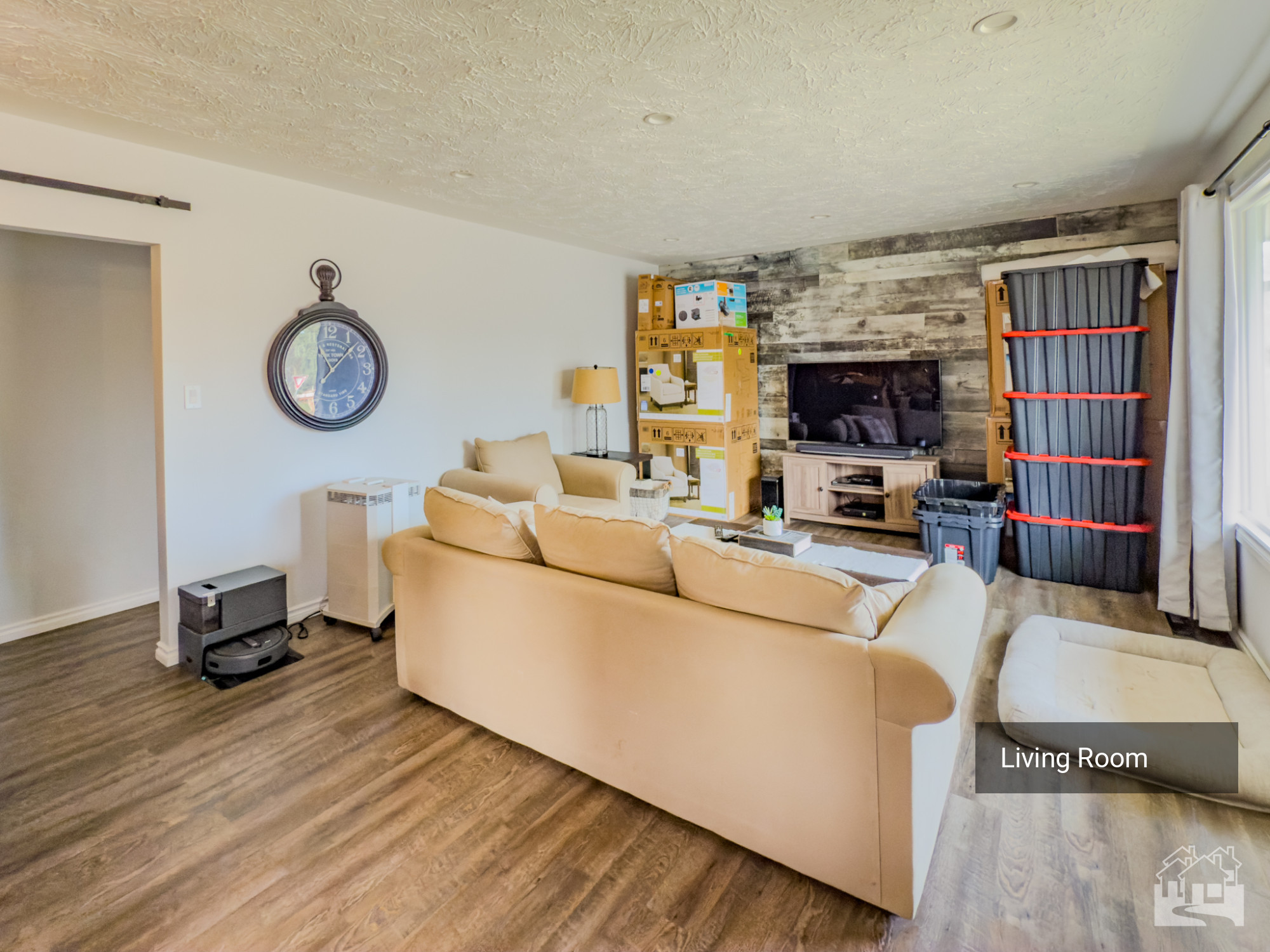 Living Room Key Image