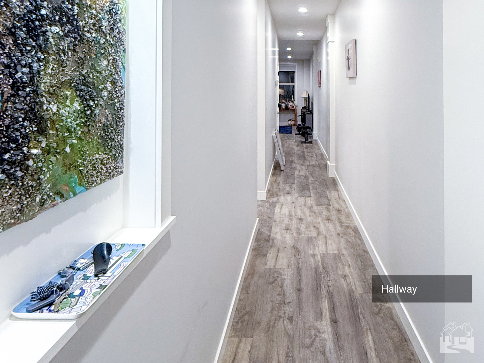 Hallway Key Image