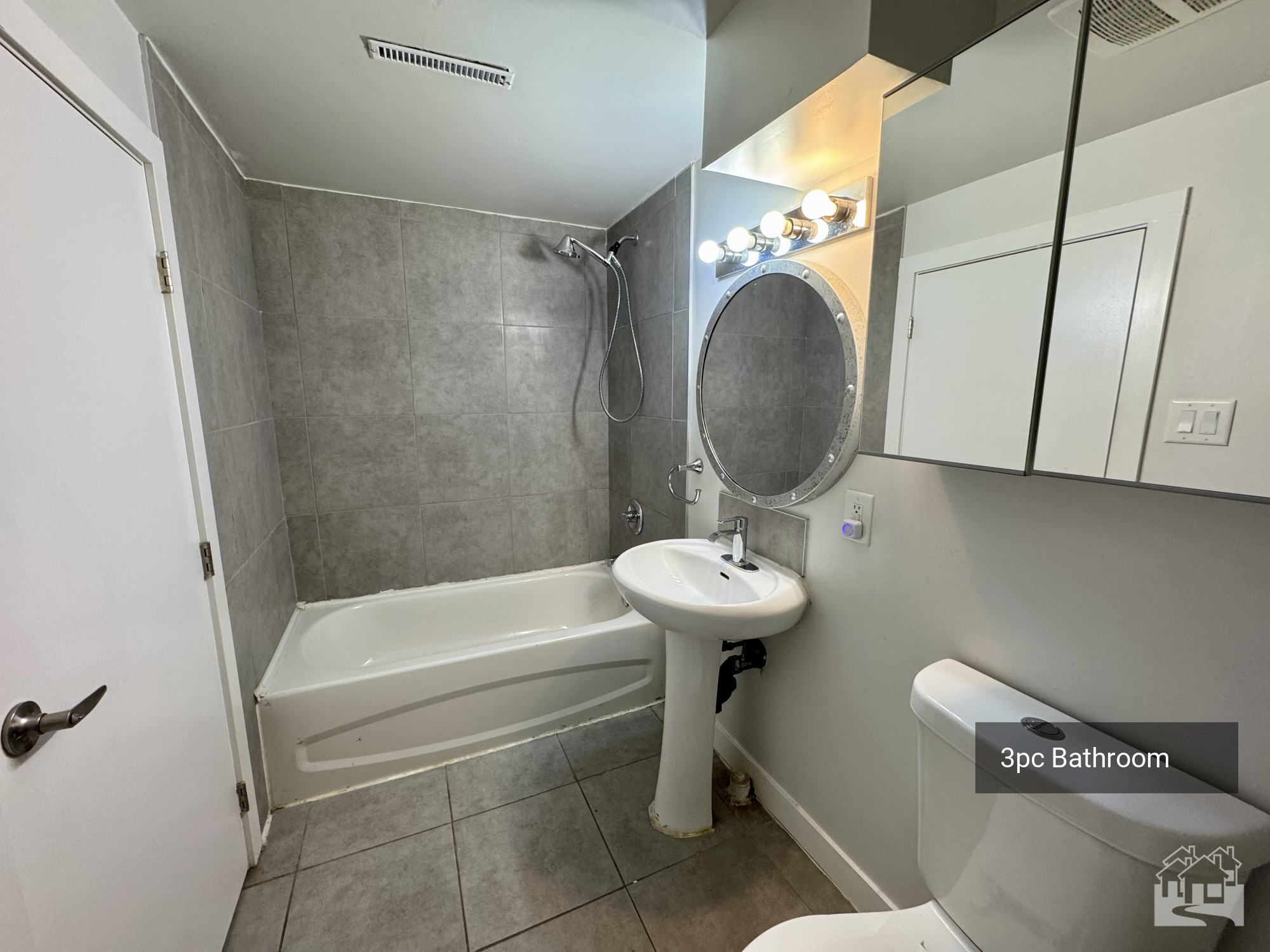 3pc Bathroom Key Image