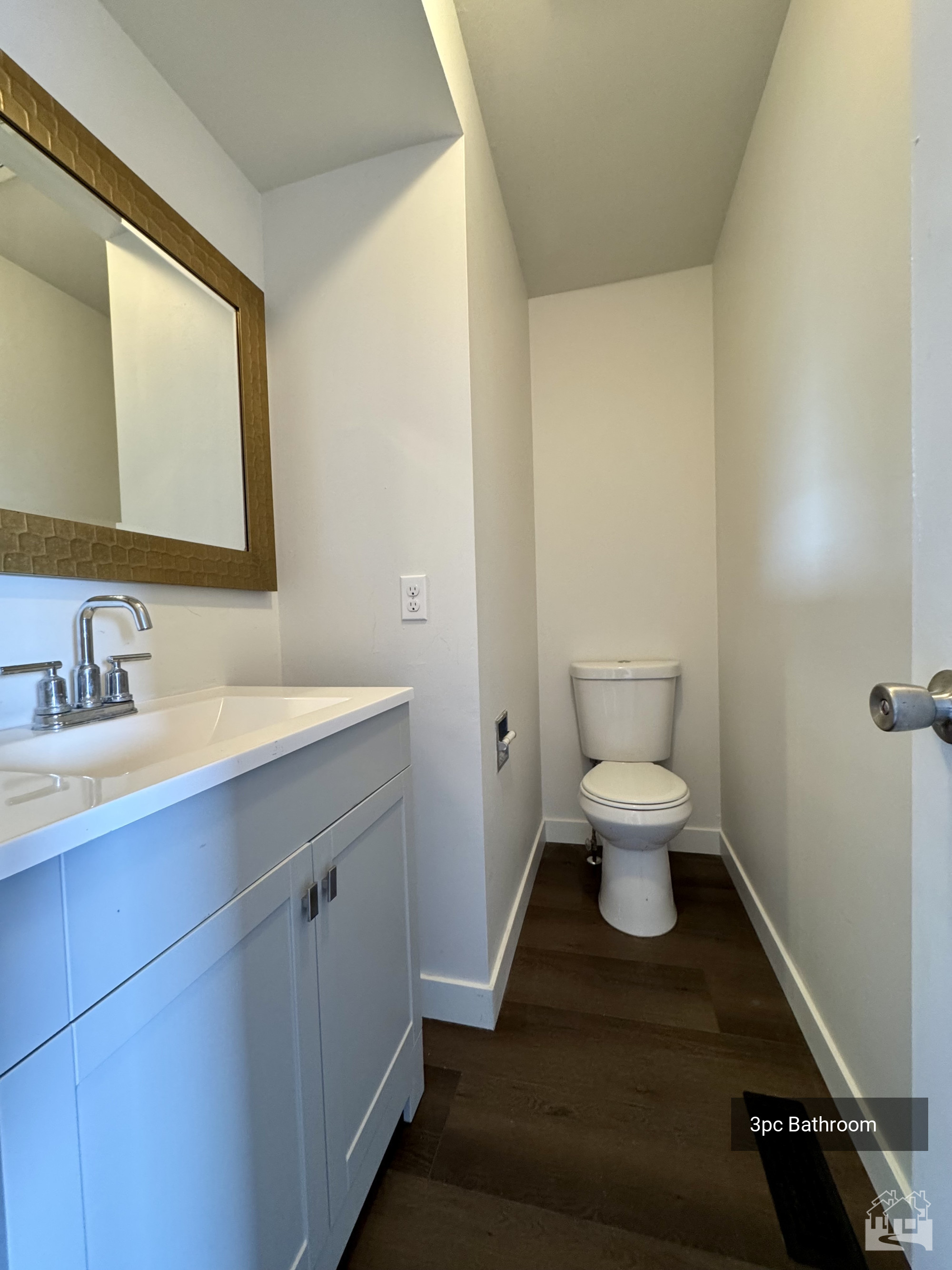 3pc Bathroom Key Image