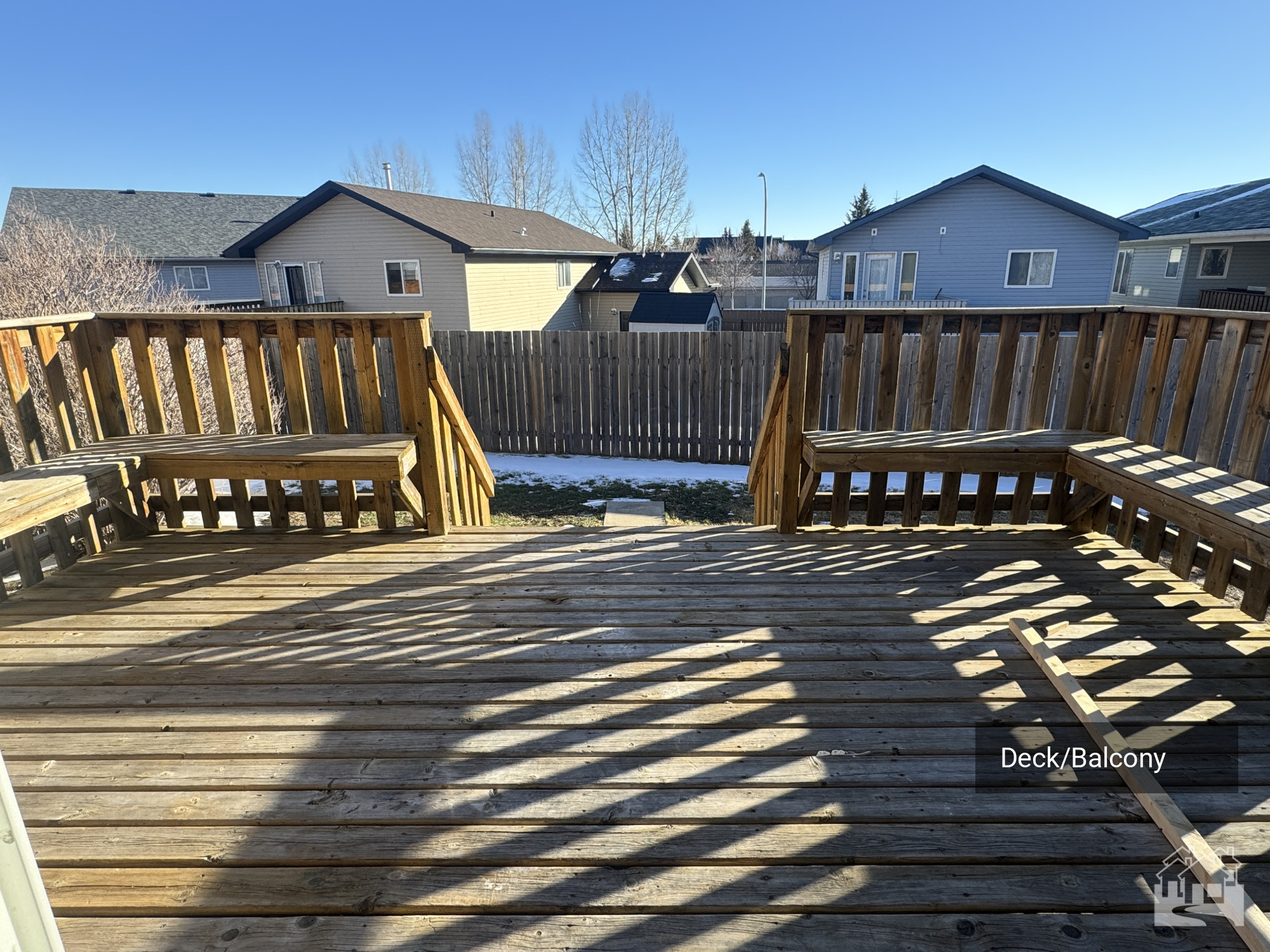 Deck/Balcony Key Image