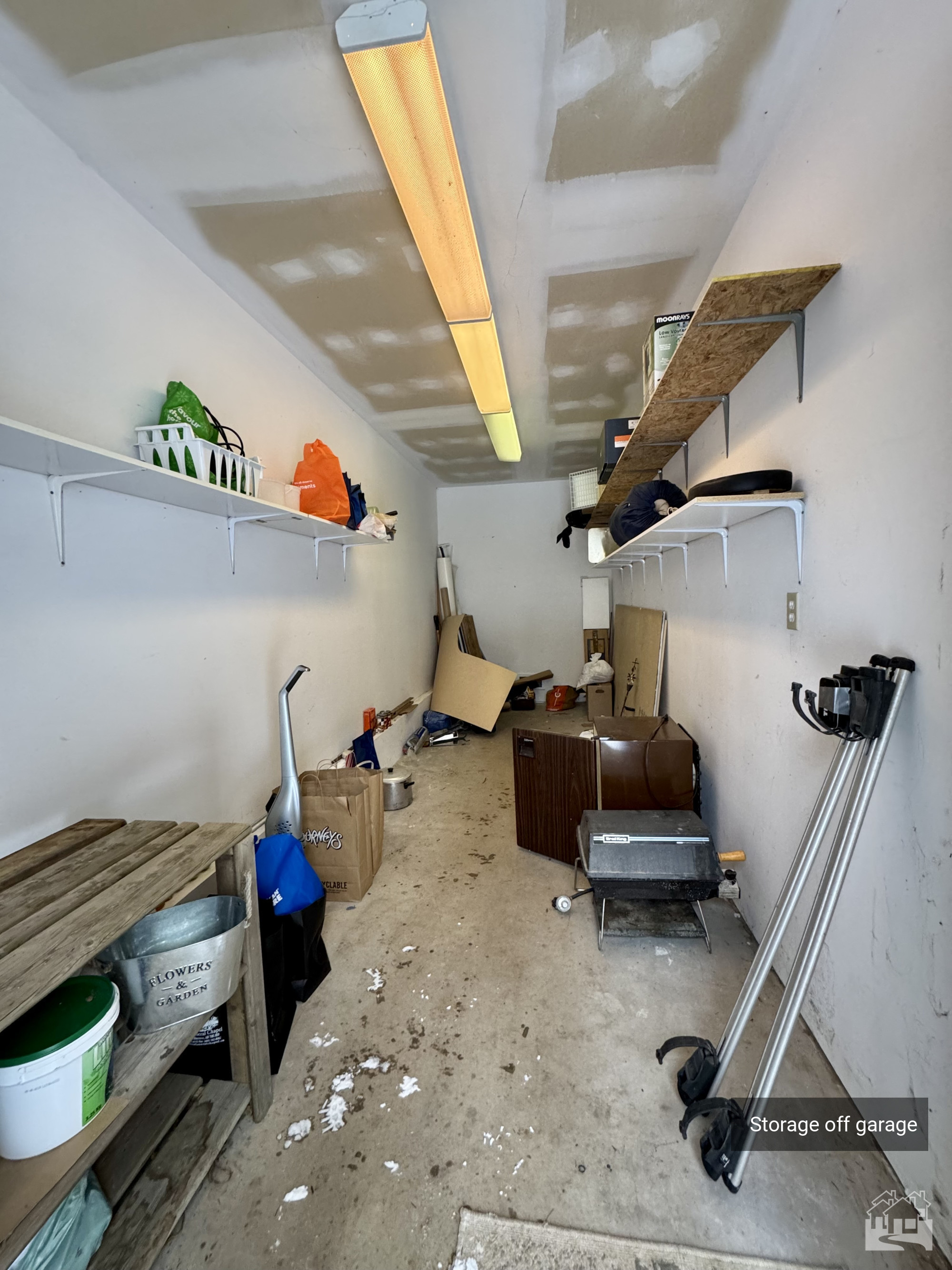 Storage off garage Key Image
