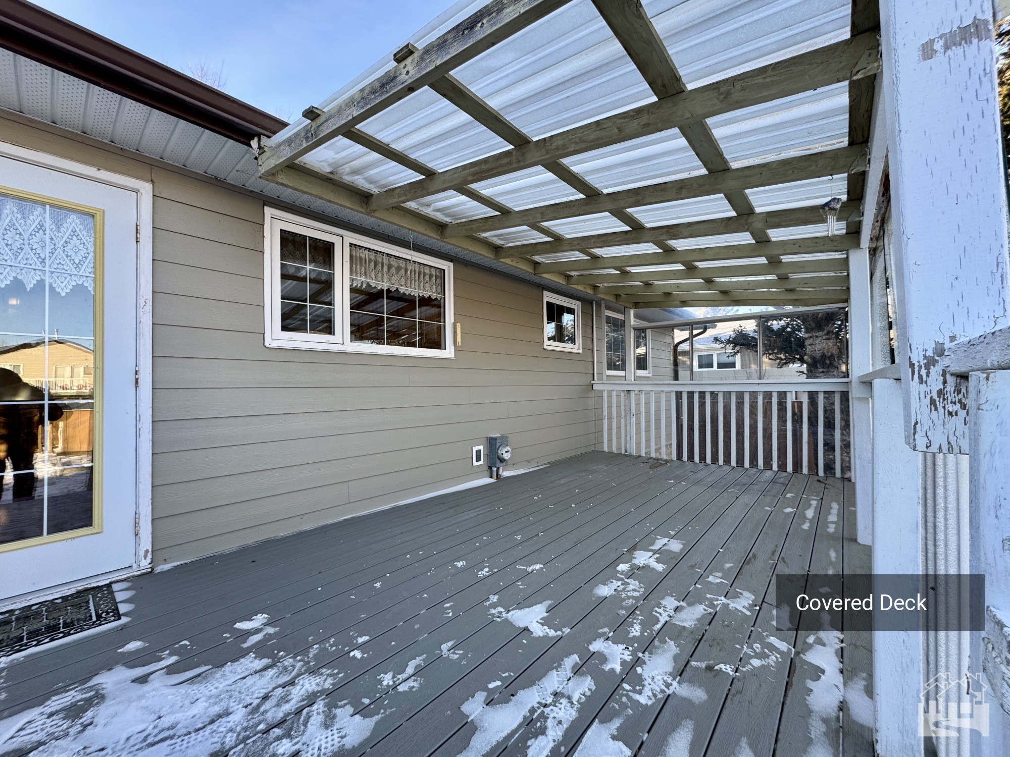 Covered Deck Key Image