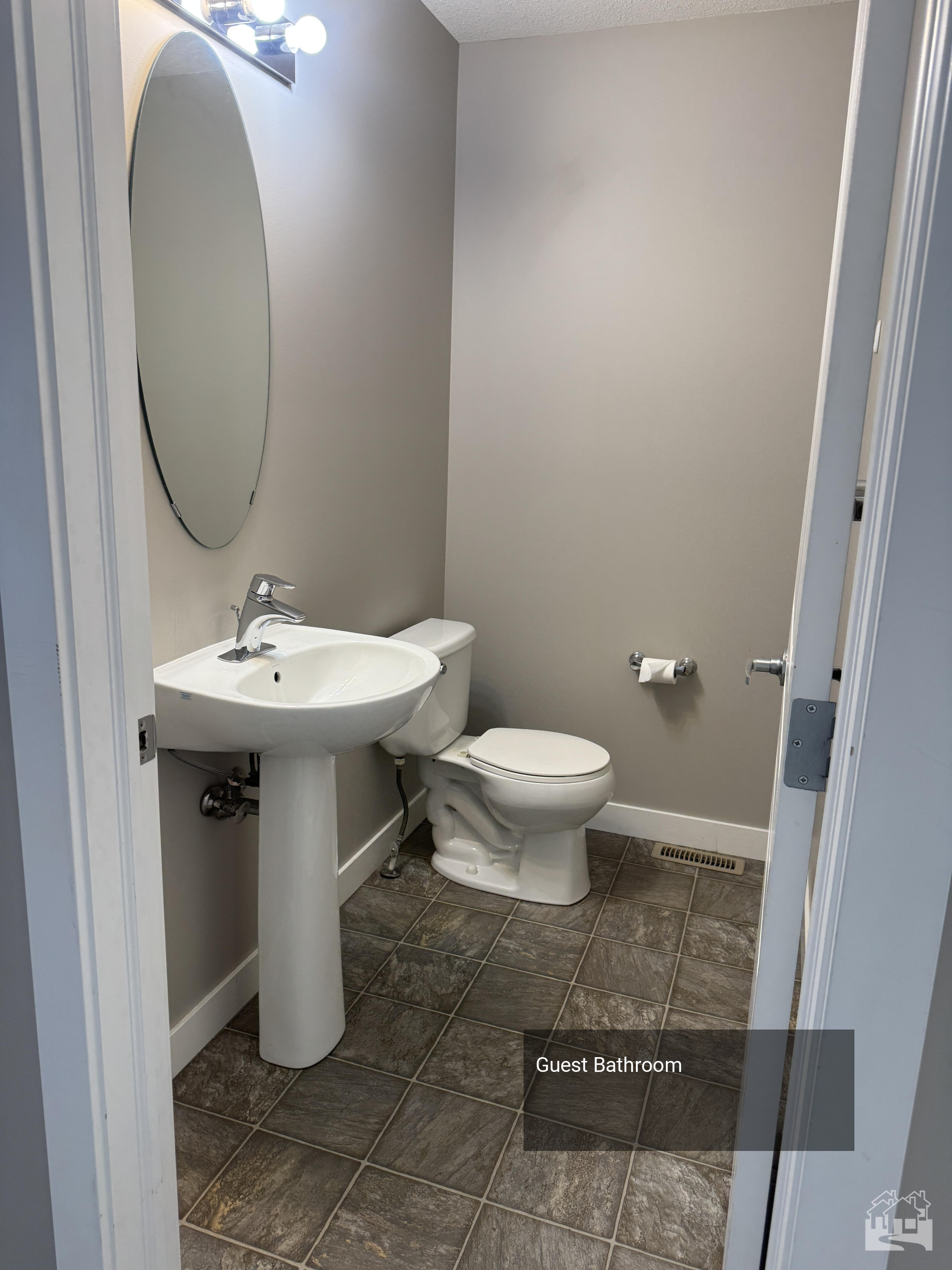 Guest Bathroom Key Image