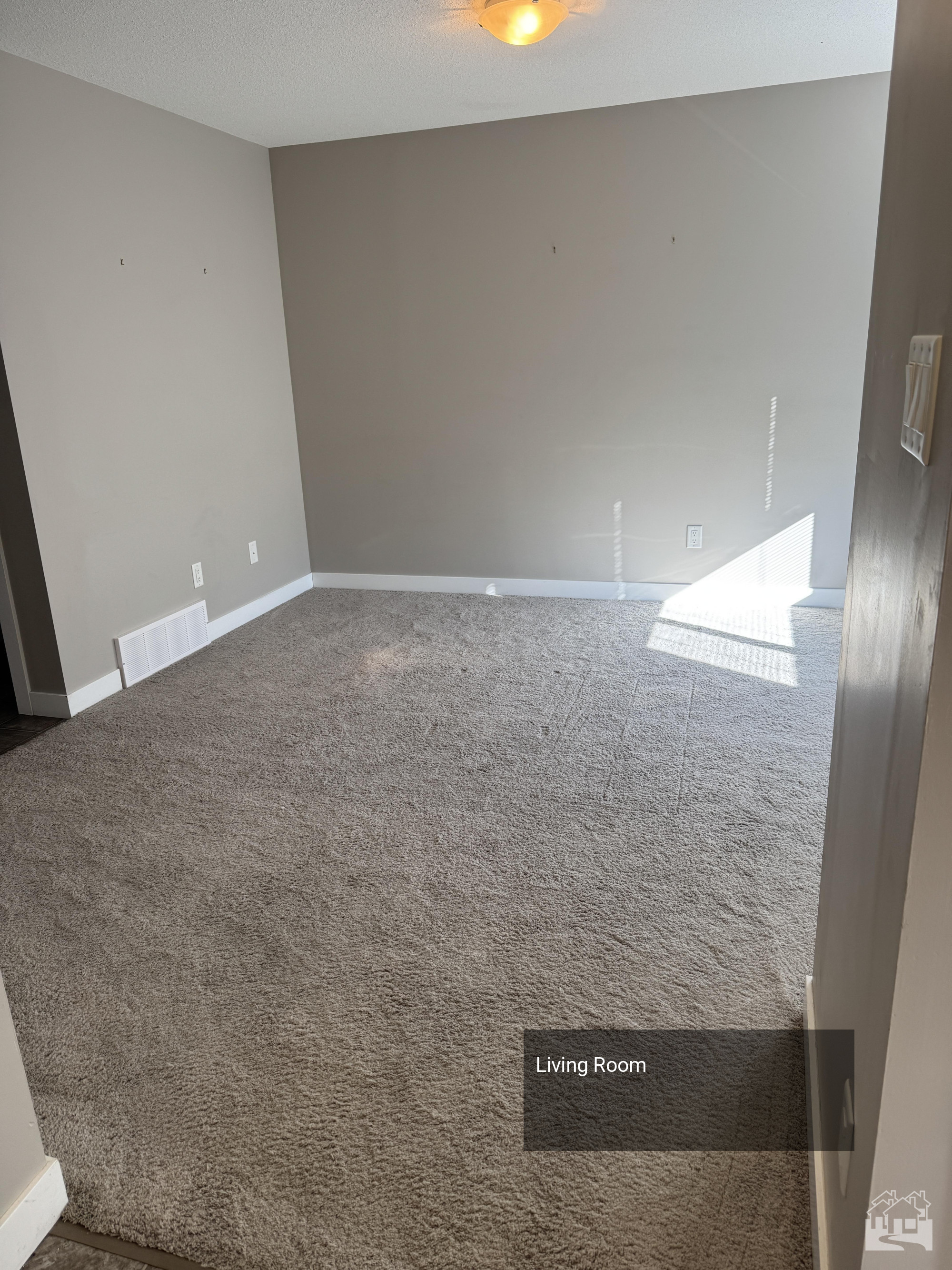 Living Room Key Image