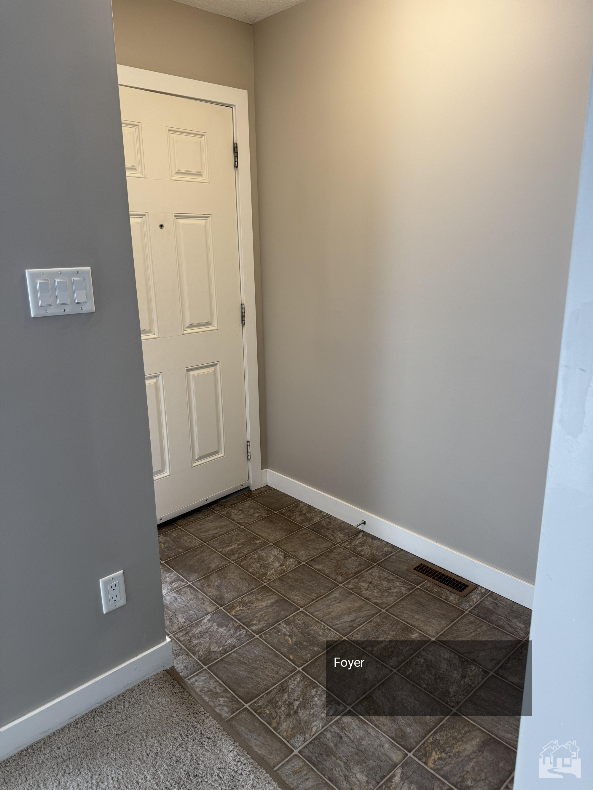 Foyer Key Image