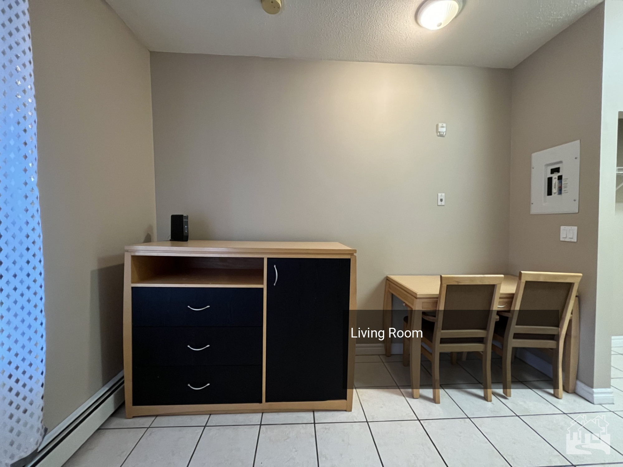 Living Room Key Image