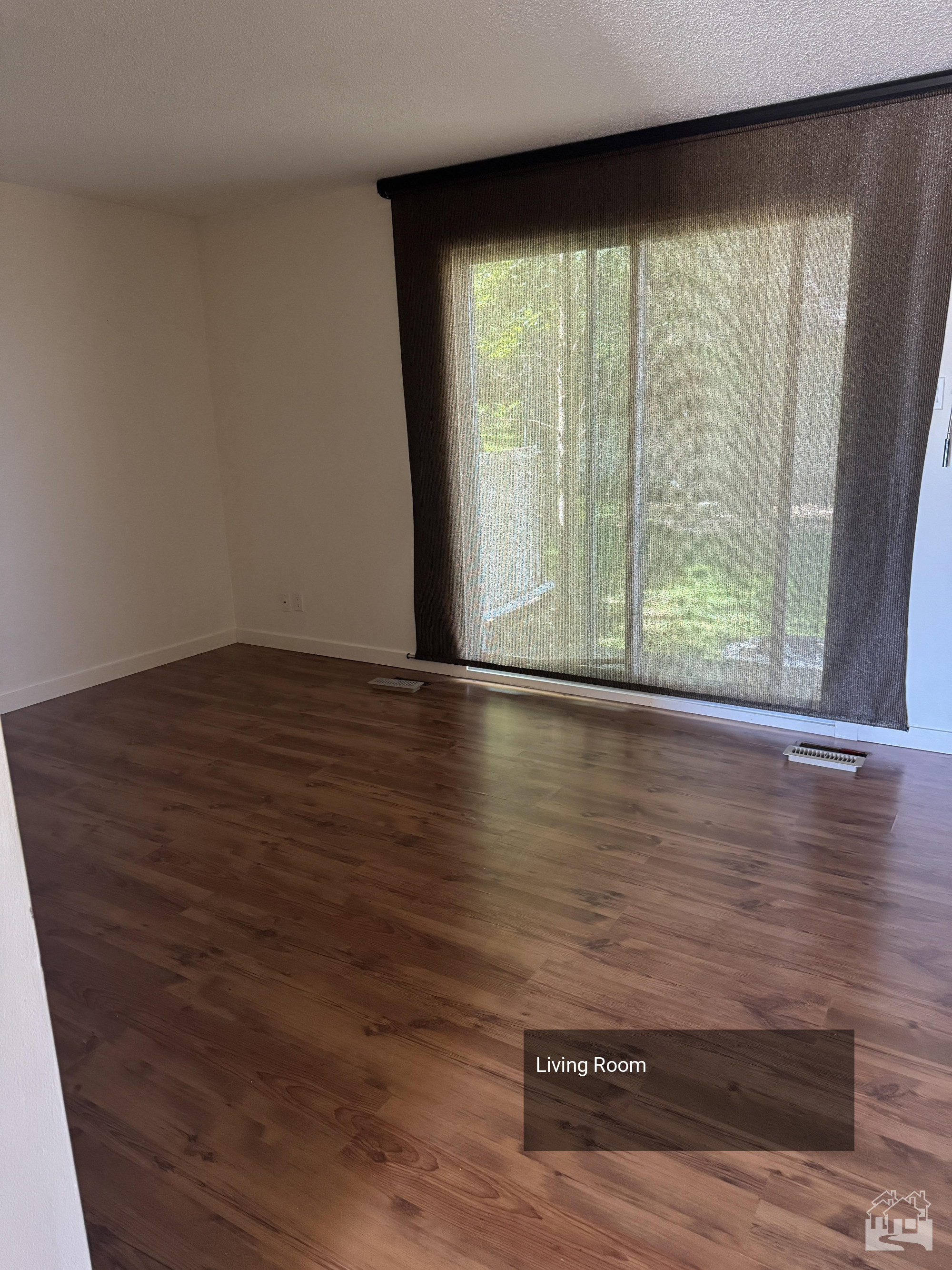 Living Room Key Image
