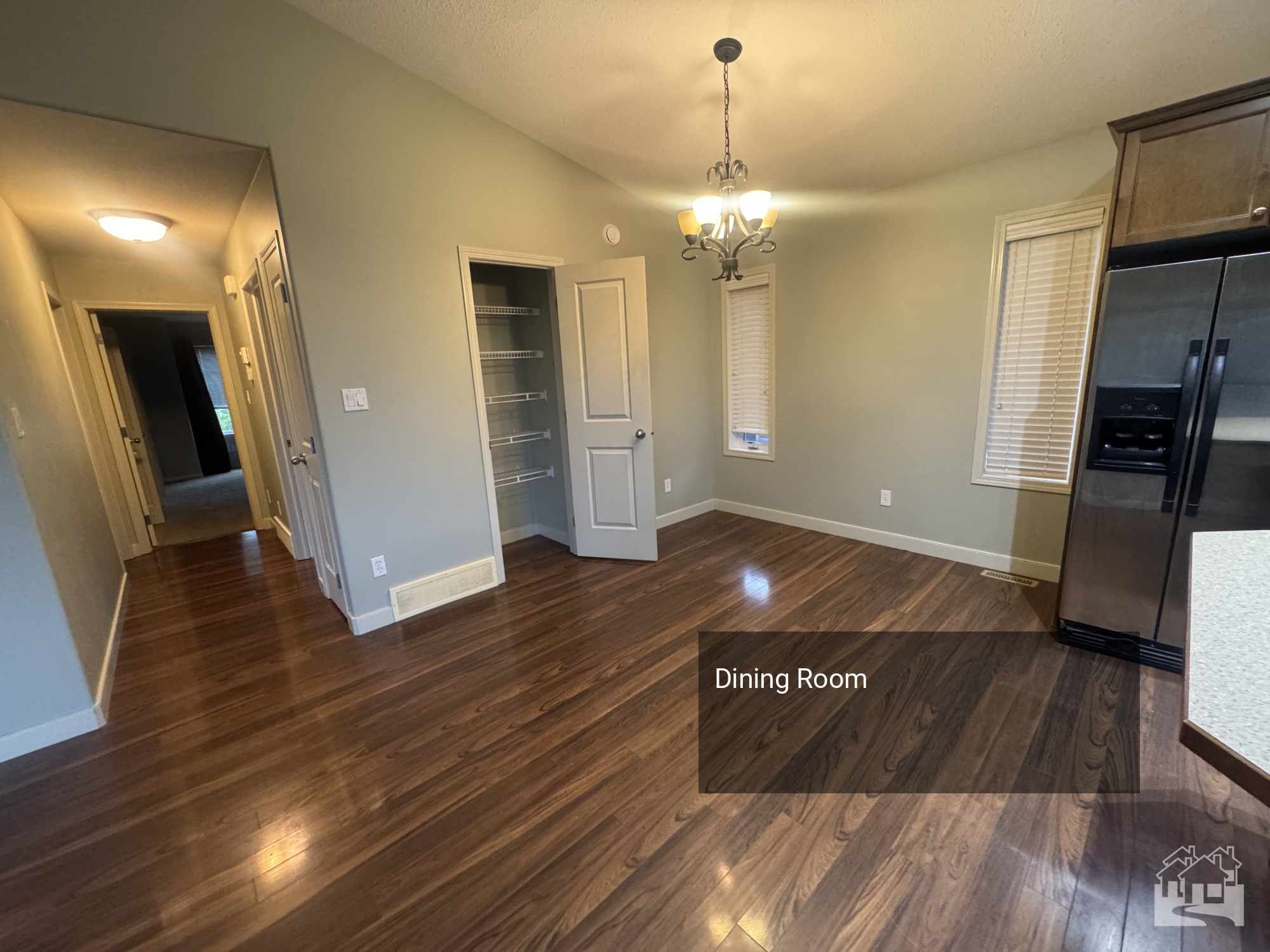 Dining Room Key Image