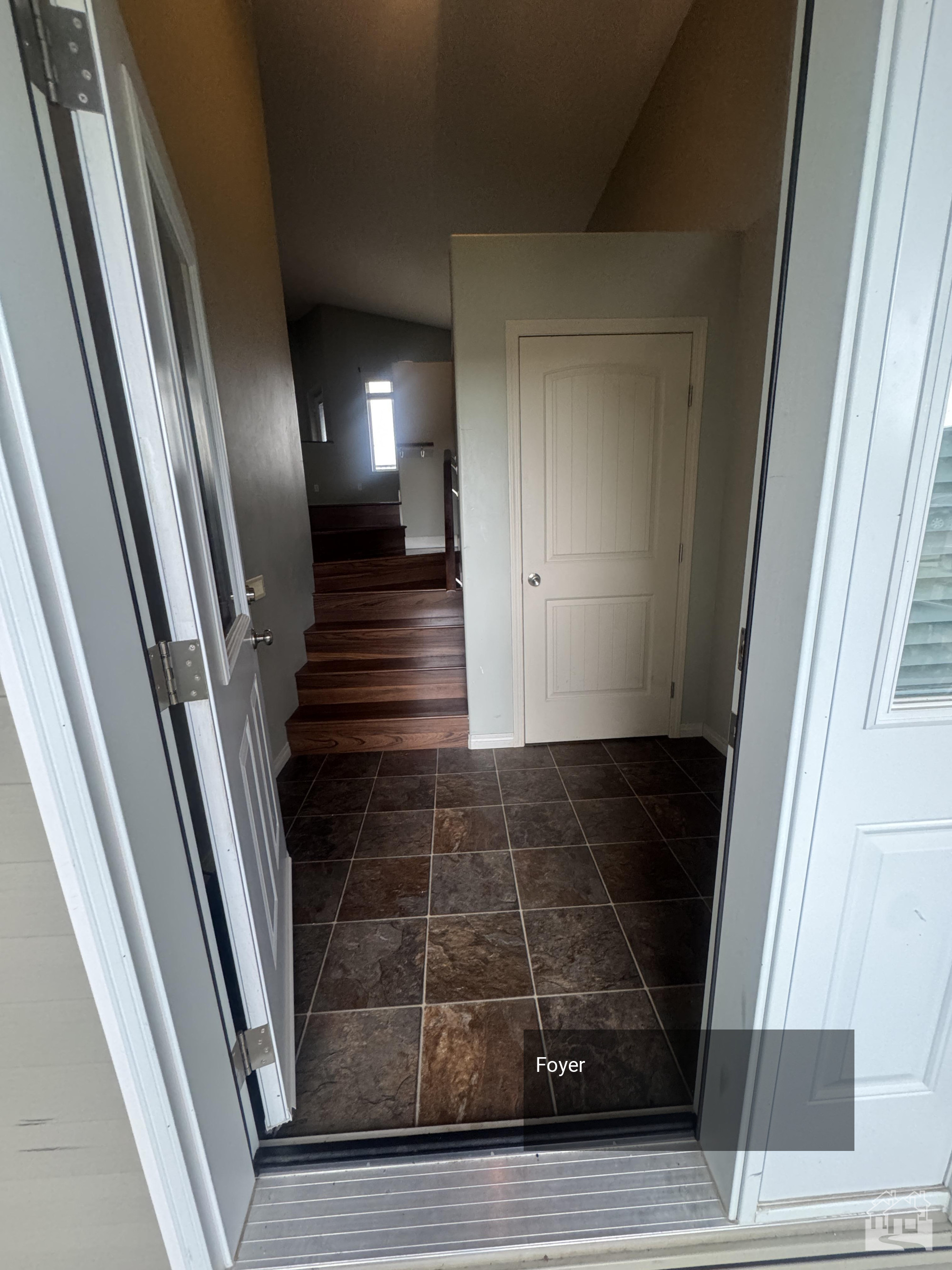 Foyer Key Image