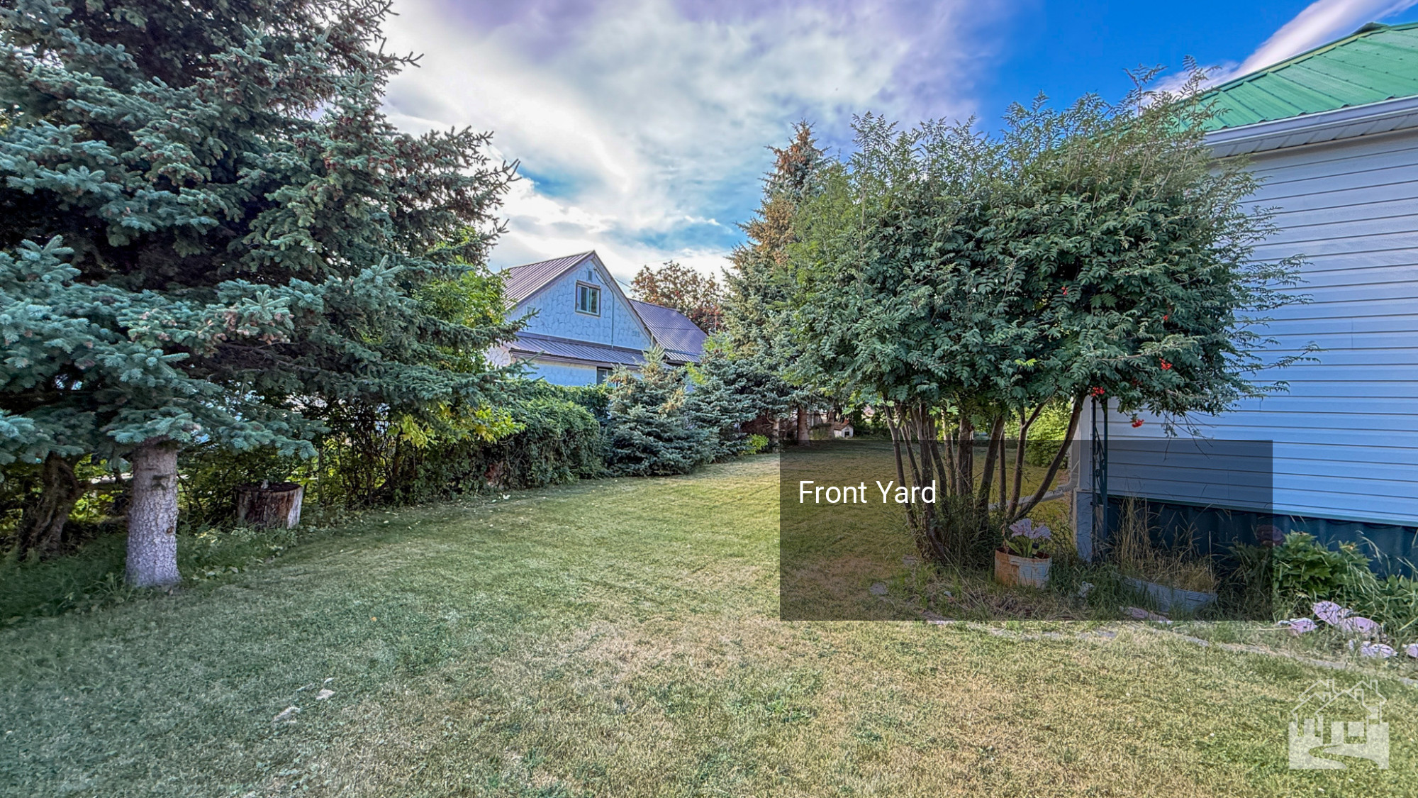 Front Yard Key Image