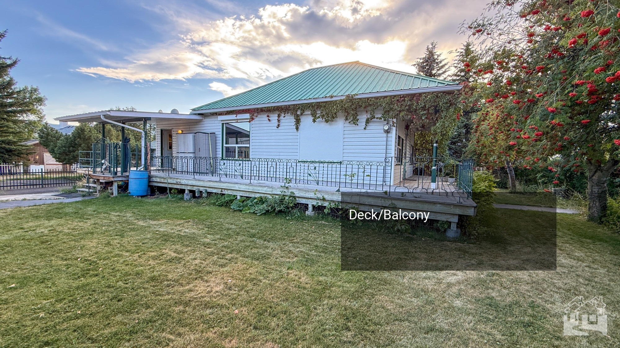 Deck/Balcony Key Image