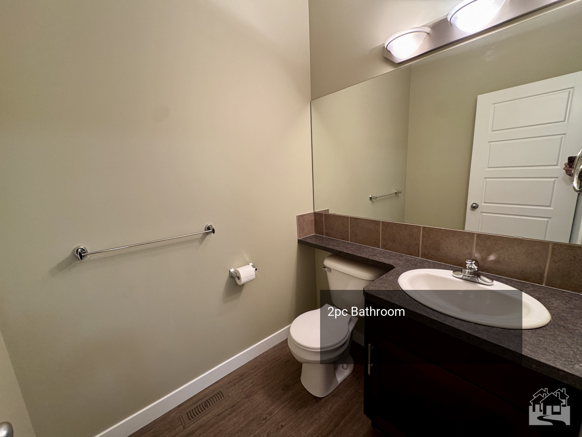 2pc Bathroom Key Image