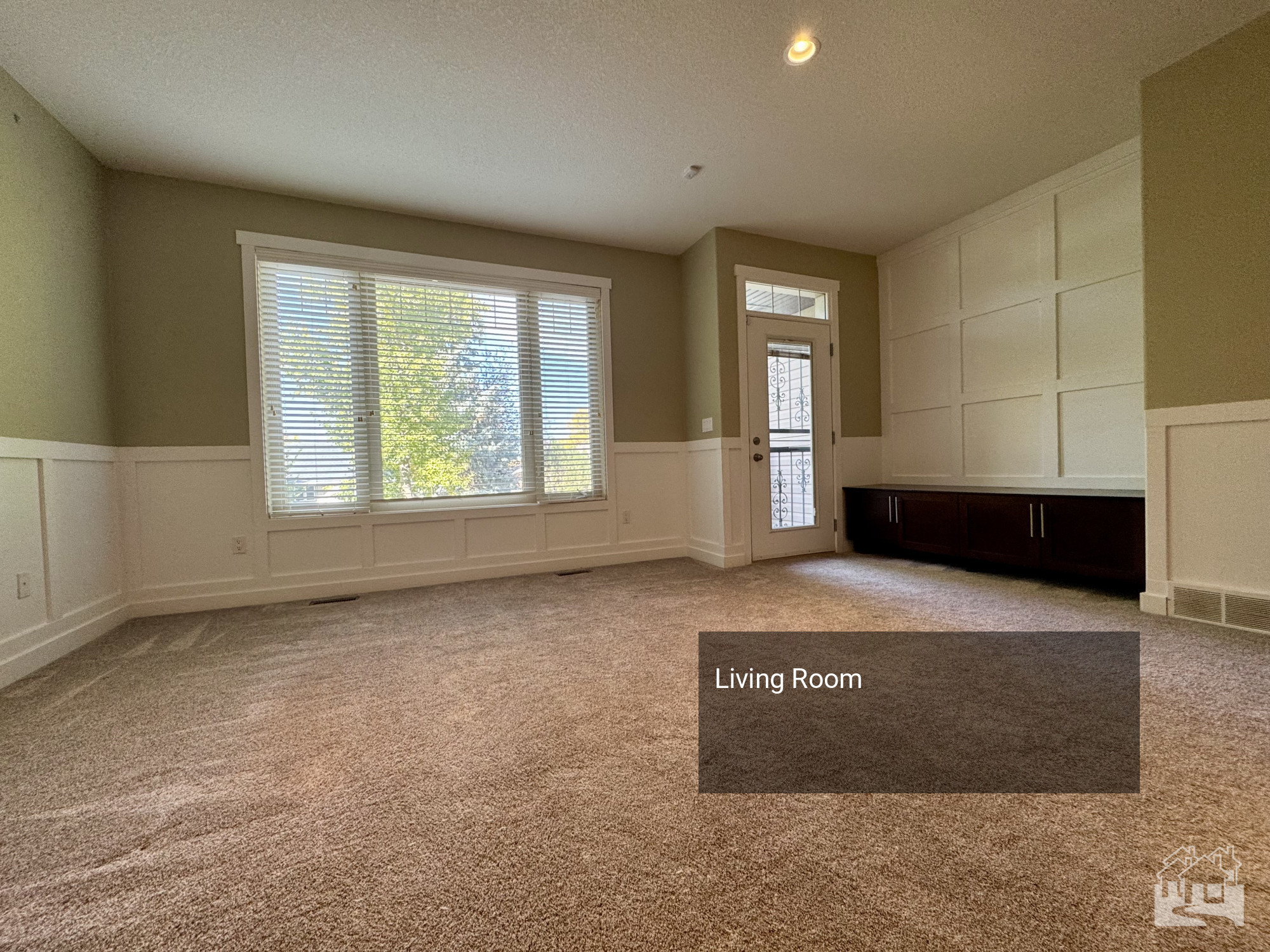 Living Room Key Image