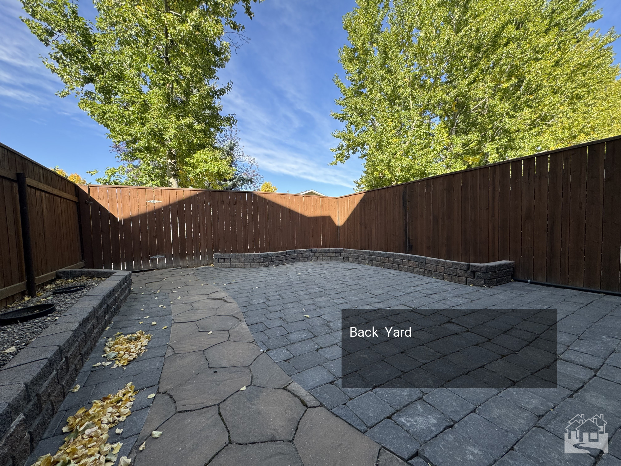 Back  Yard Key Image