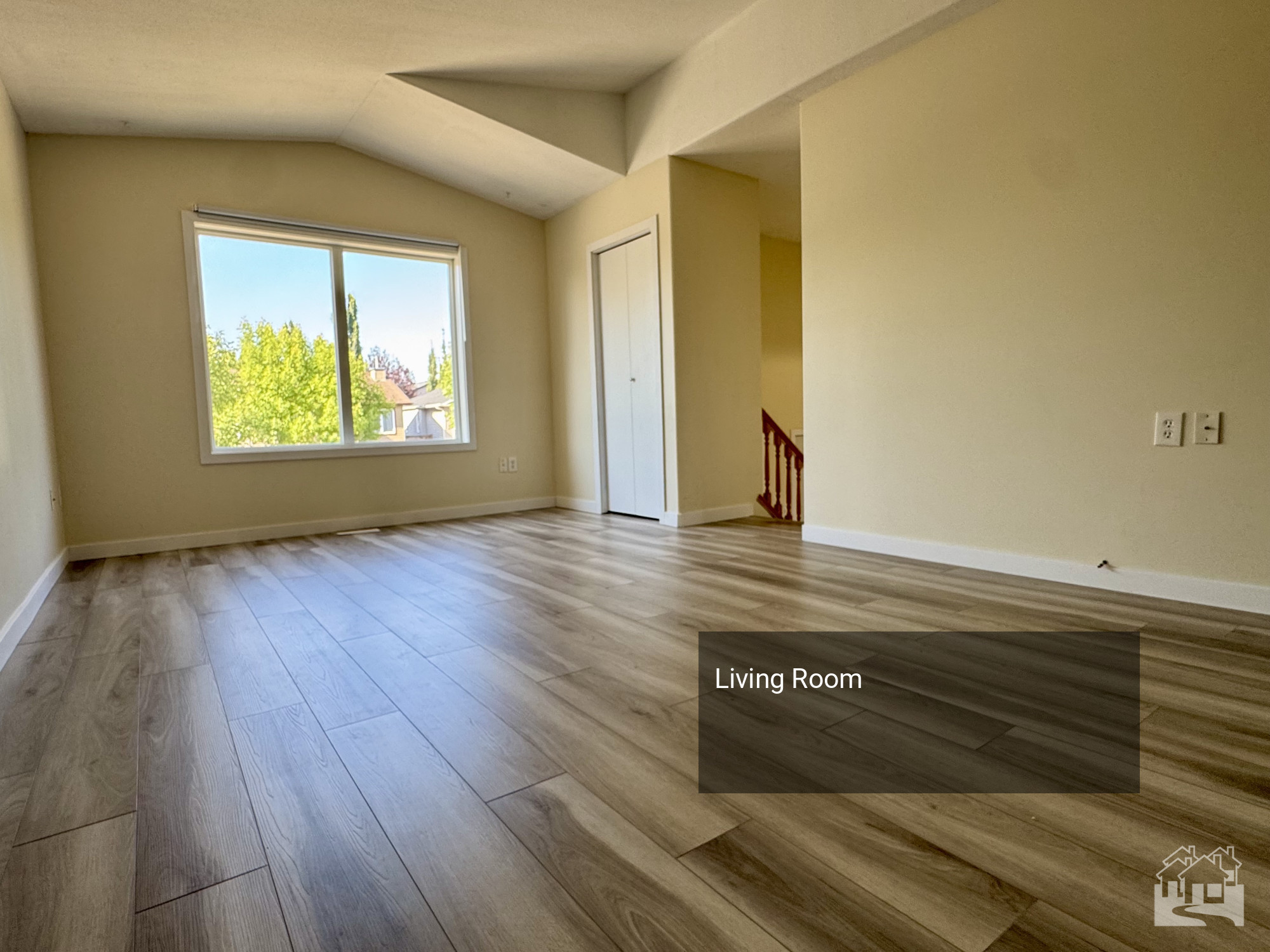 Living Room Key Image