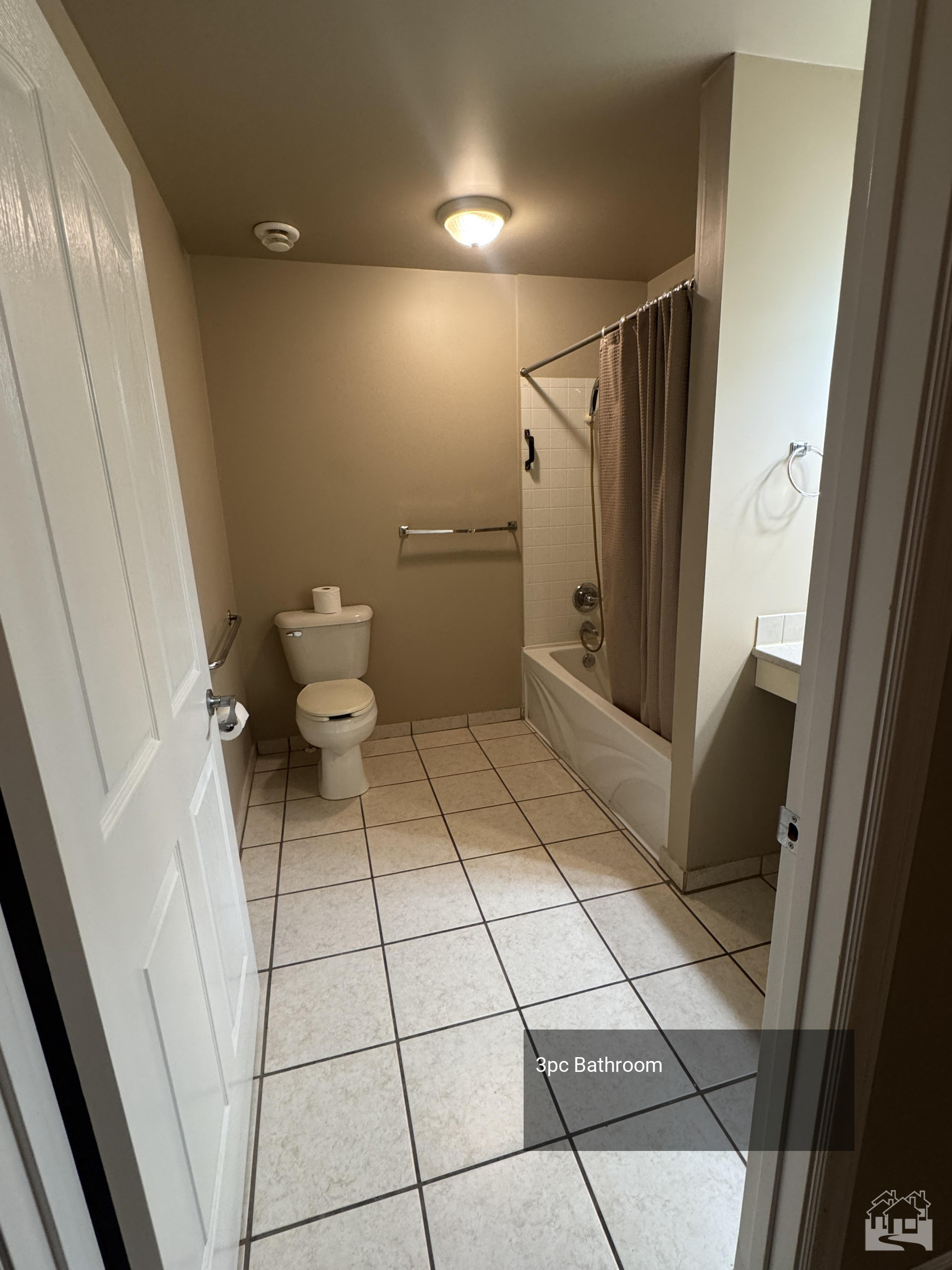 3pc Bathroom Key Image