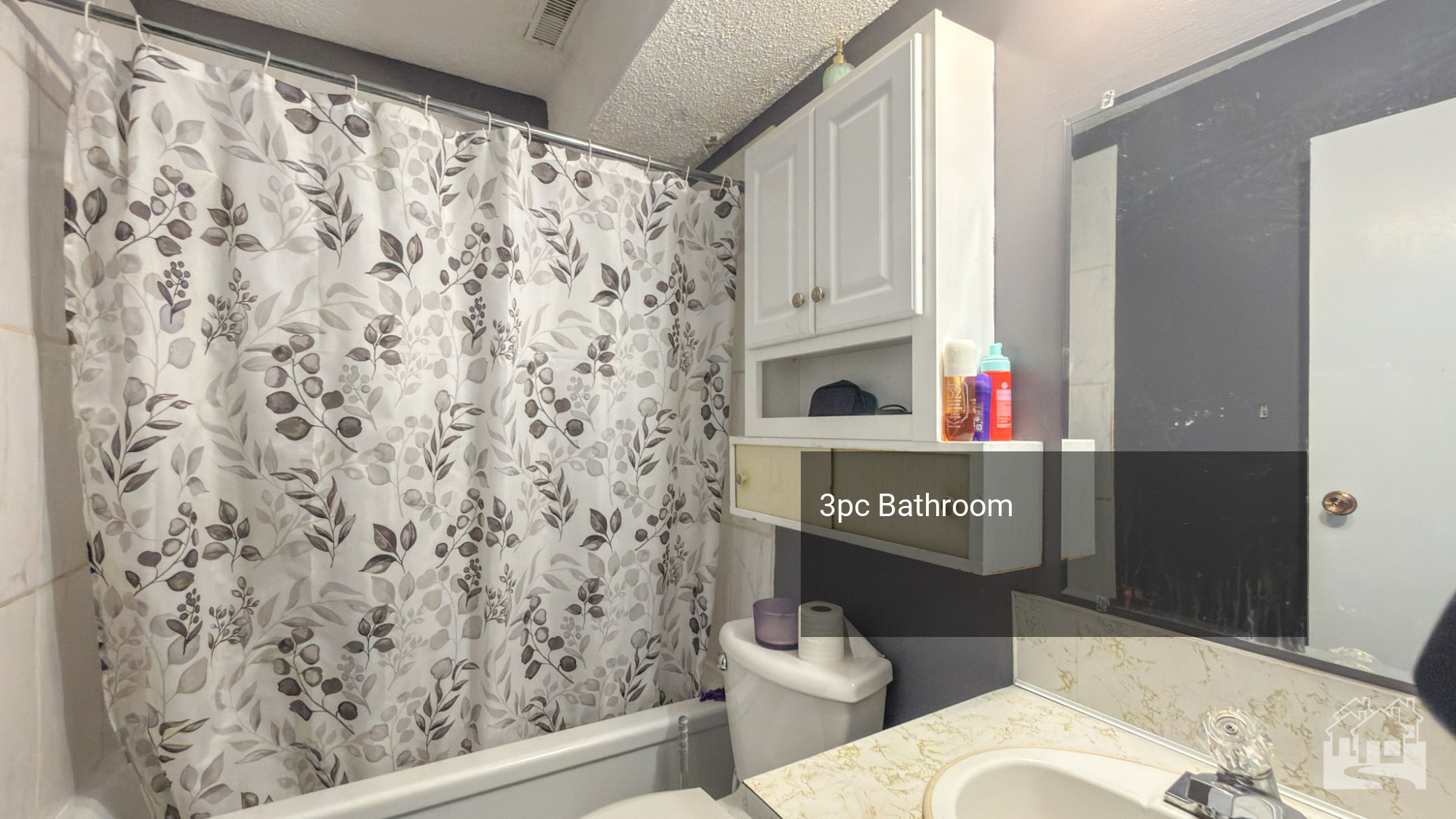 Bathroom Key Image
