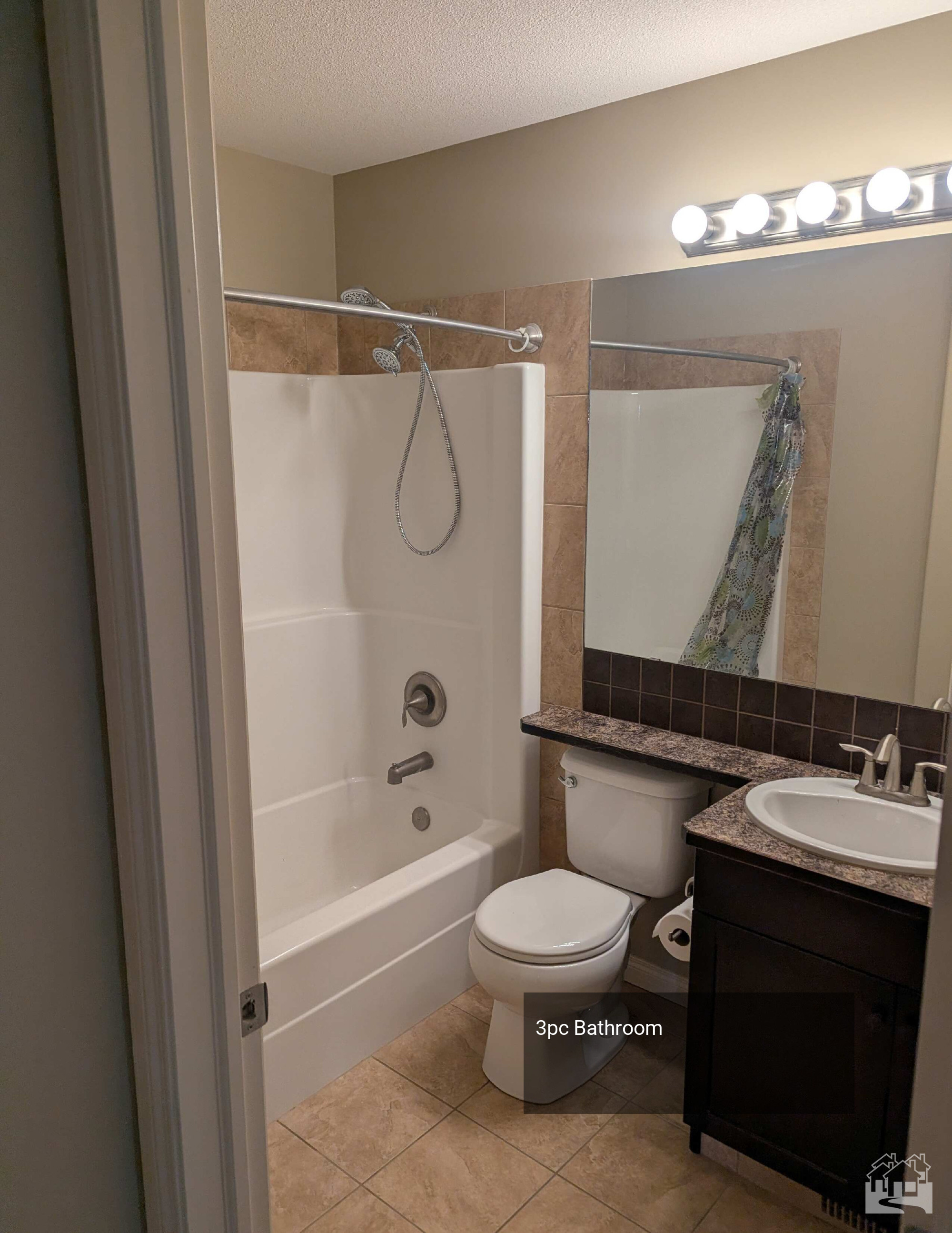 3pc Bathroom Key Image