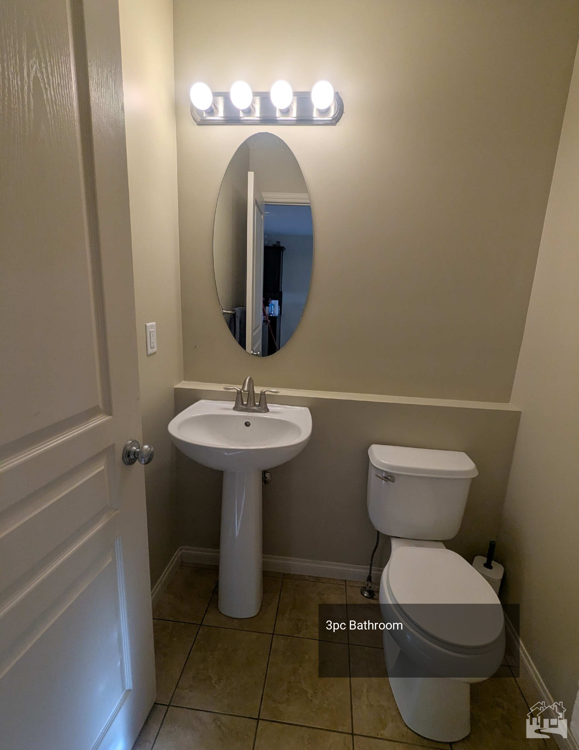 2pc Bathroom Key Image